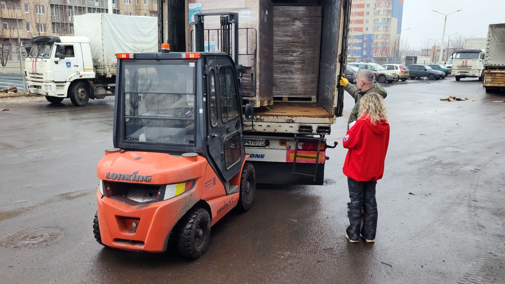 волонтеры подмосковья, гуманитарная помощь, курск,