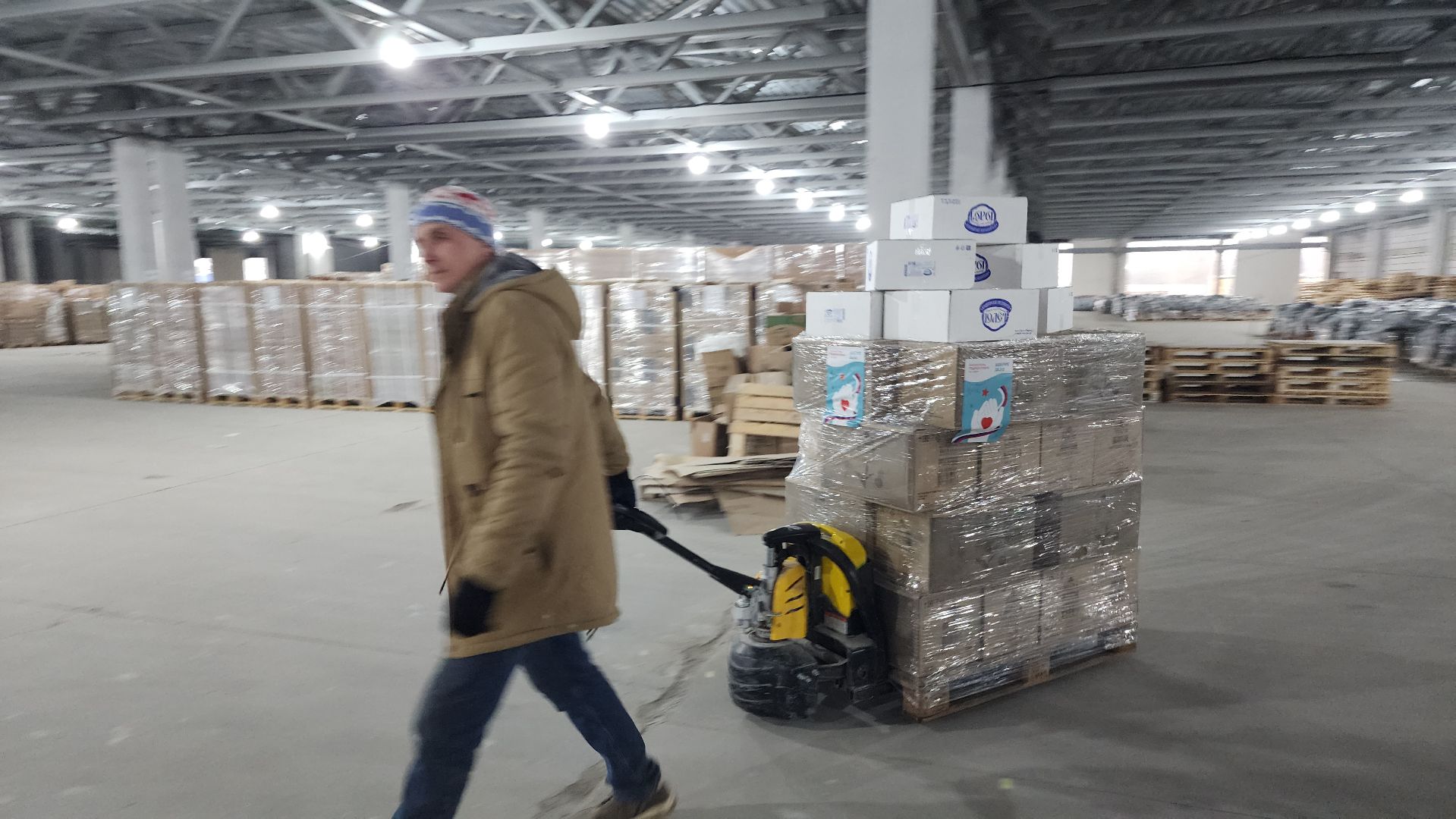 волонтеры подмосковья, гуманитарная помощь, курск,