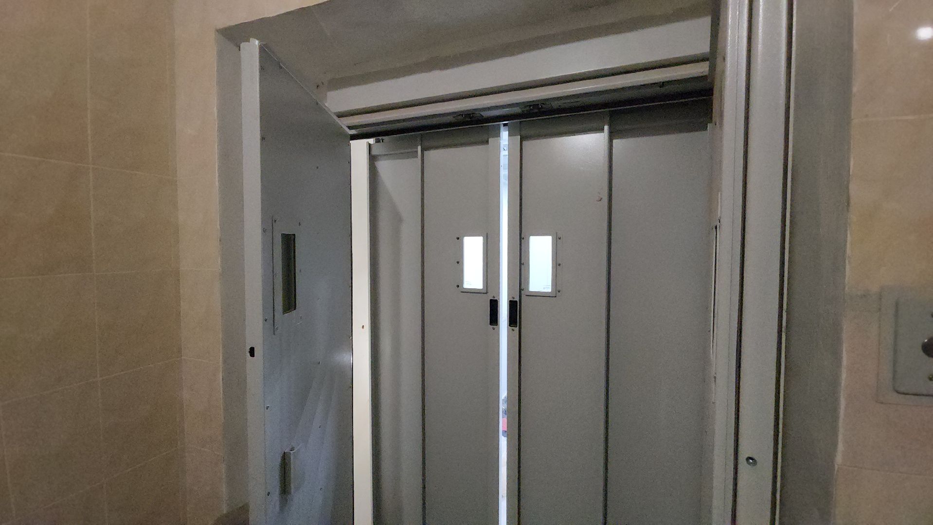 кашира, каширская больница, капитальный ремонт, замена лифтов, вертикалки,