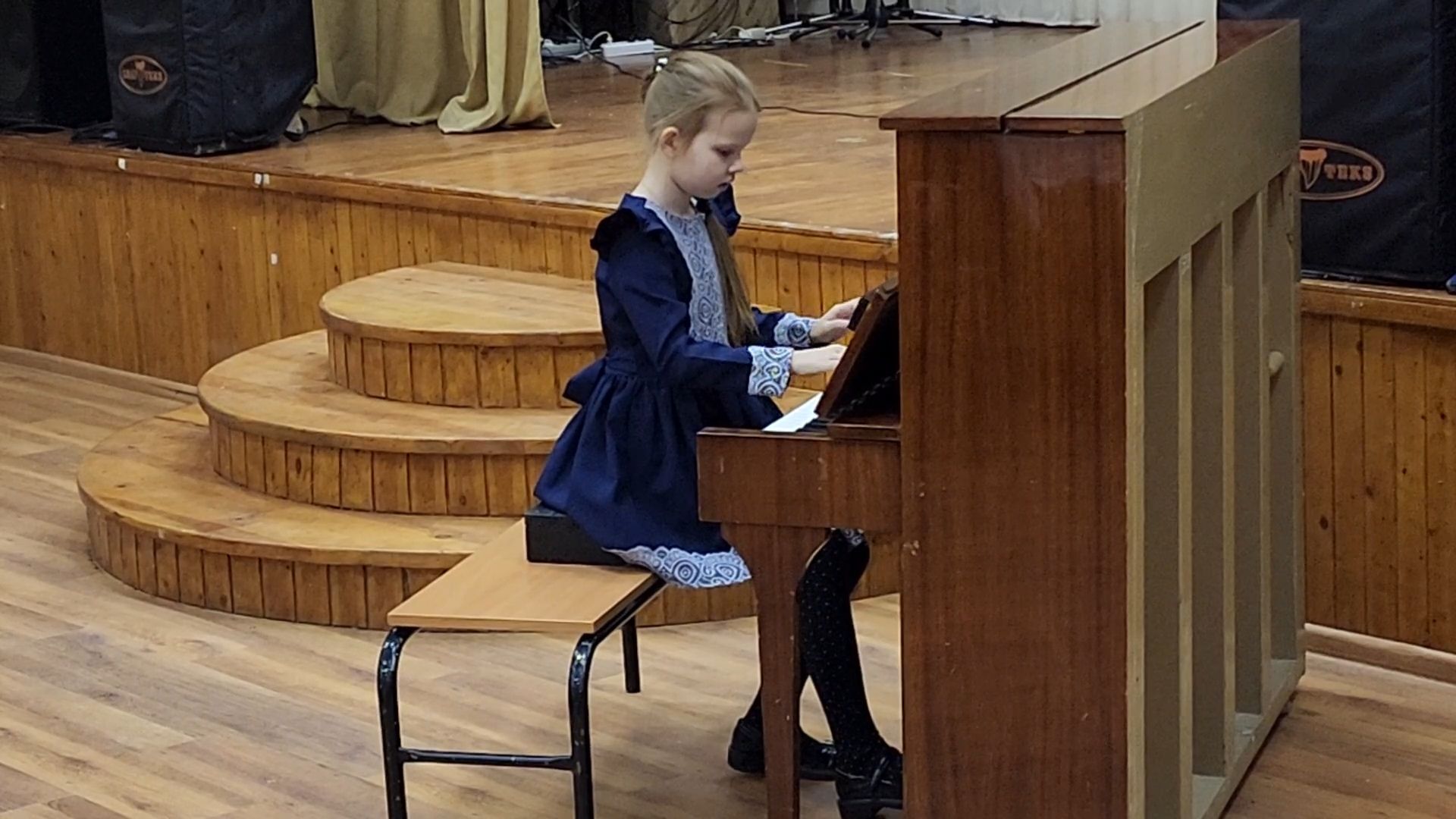 вертикалки, Бронницы, Детская школа искусств, Концерт в детской школе искусств, Дети,