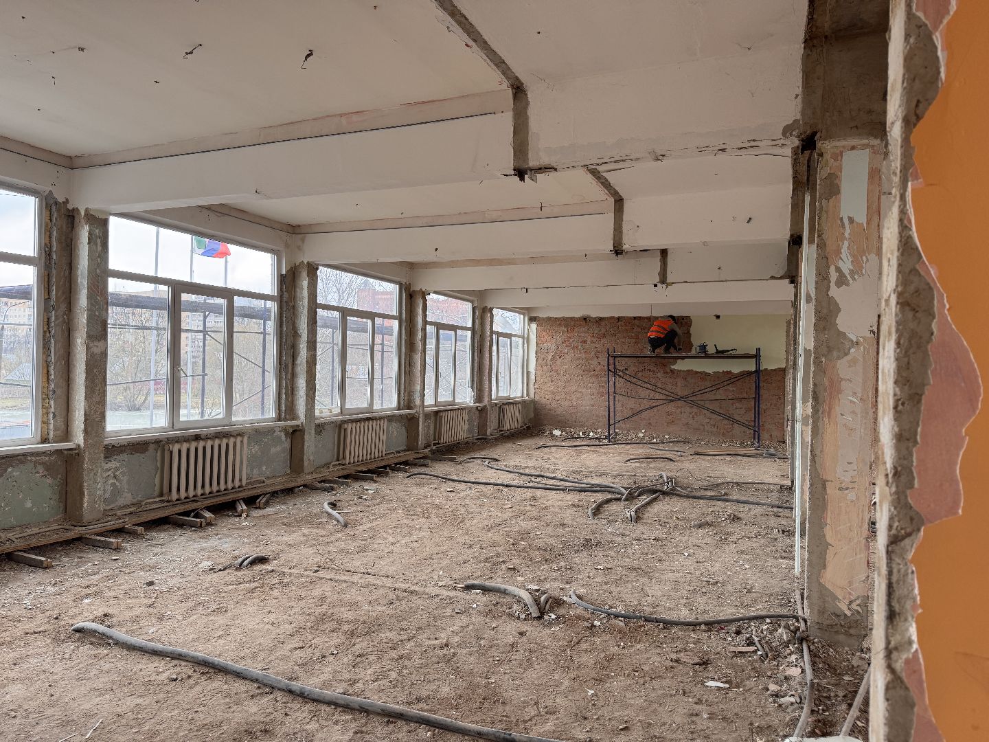 Одинцово, Школа в Голицыно, Капитальный ремонт школы Голицыно, вертикалки,