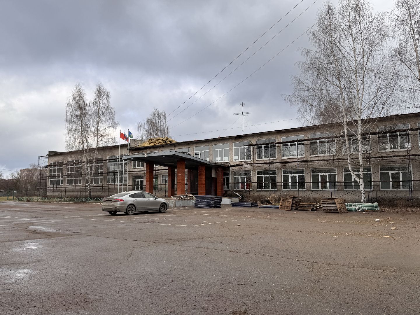 Одинцово, Школа в Голицыно, Капитальный ремонт школы Голицыно, вертикалки,