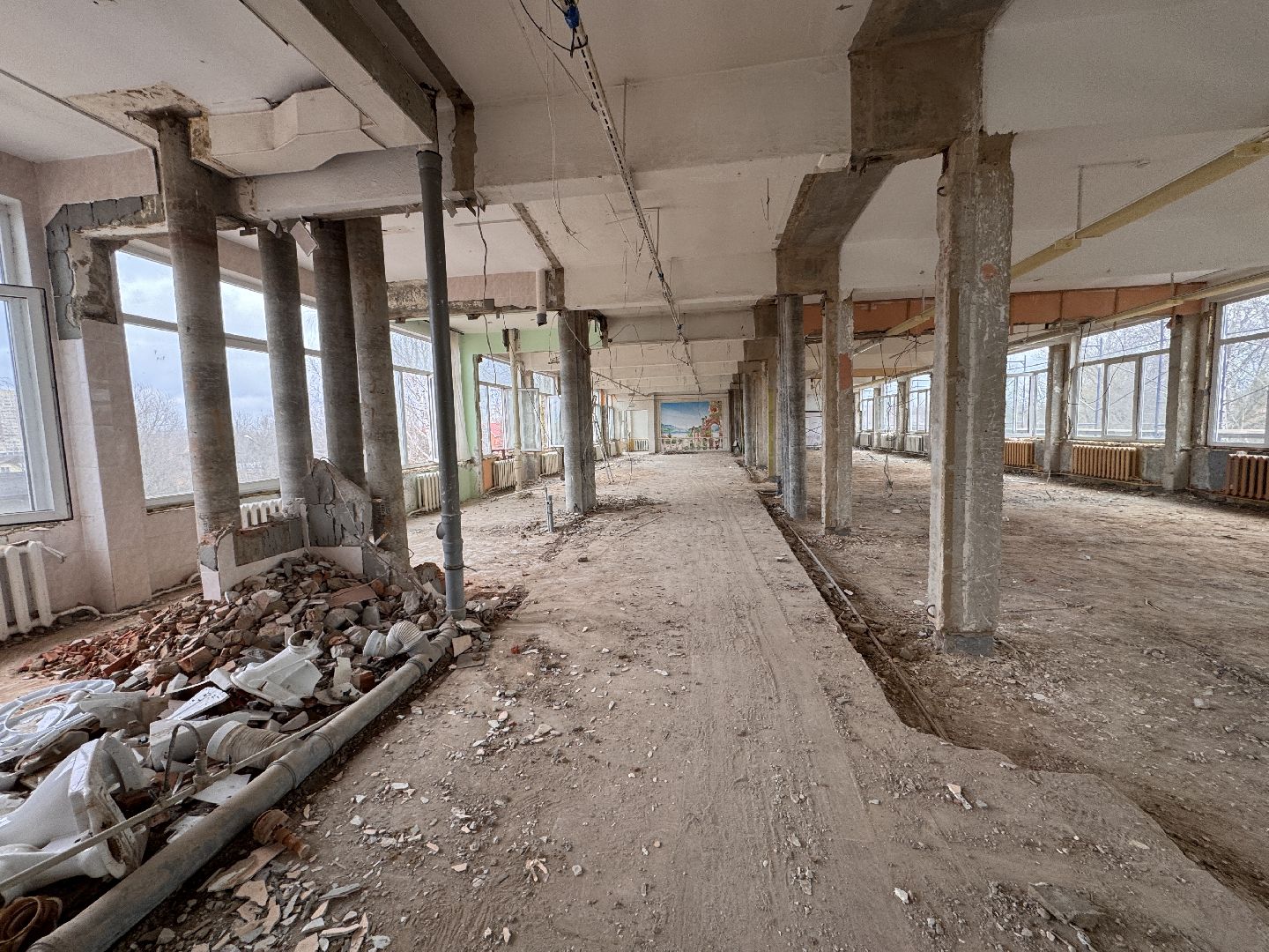 Одинцово, Школа в Голицыно, Капитальный ремонт школы Голицыно, вертикалки,