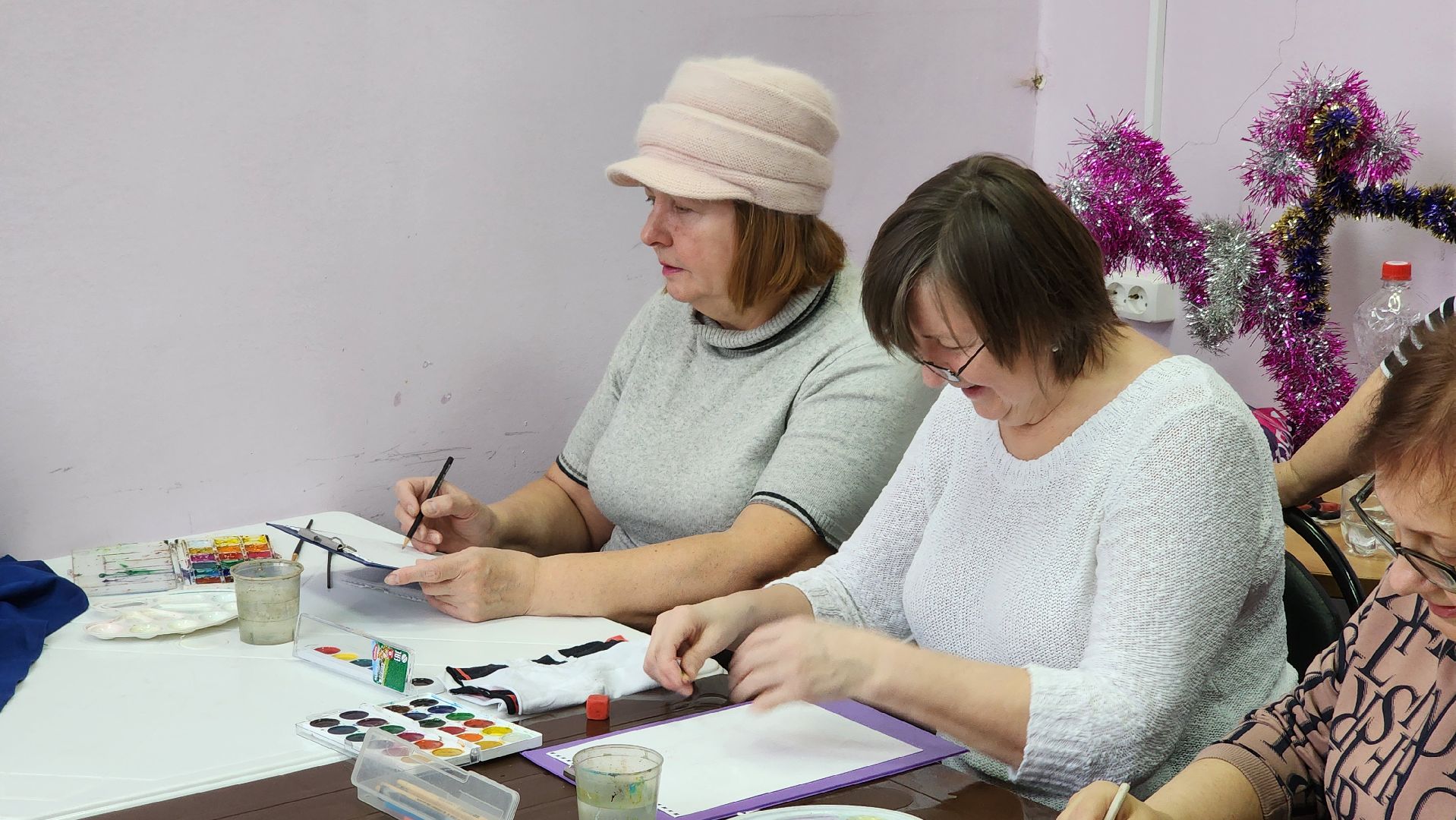 кашира, рисование, активное долголетие, кружок, натюрморт, вертикалки,