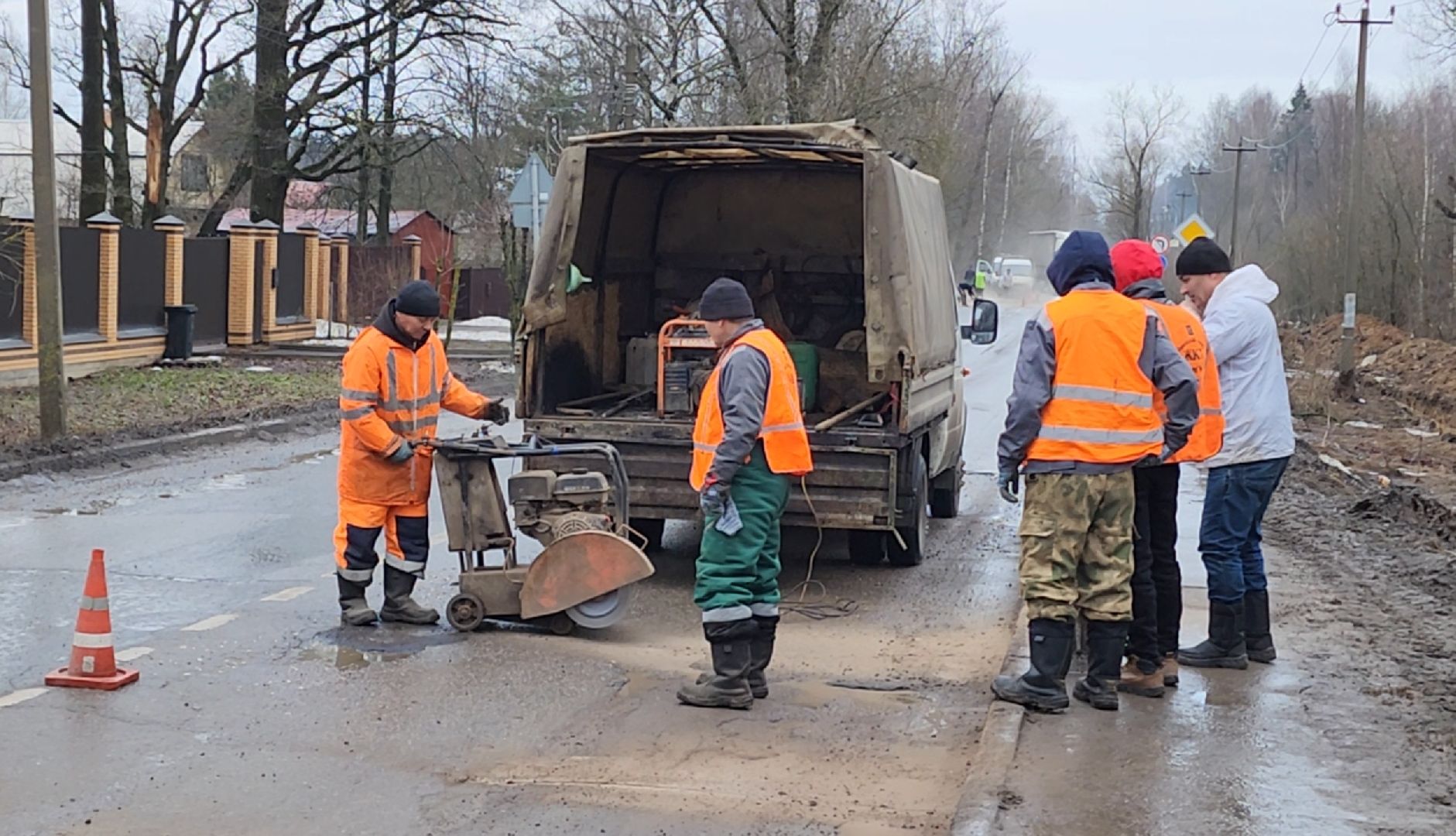 ямы, выбоины, ремонт, дорога, вертикалки,