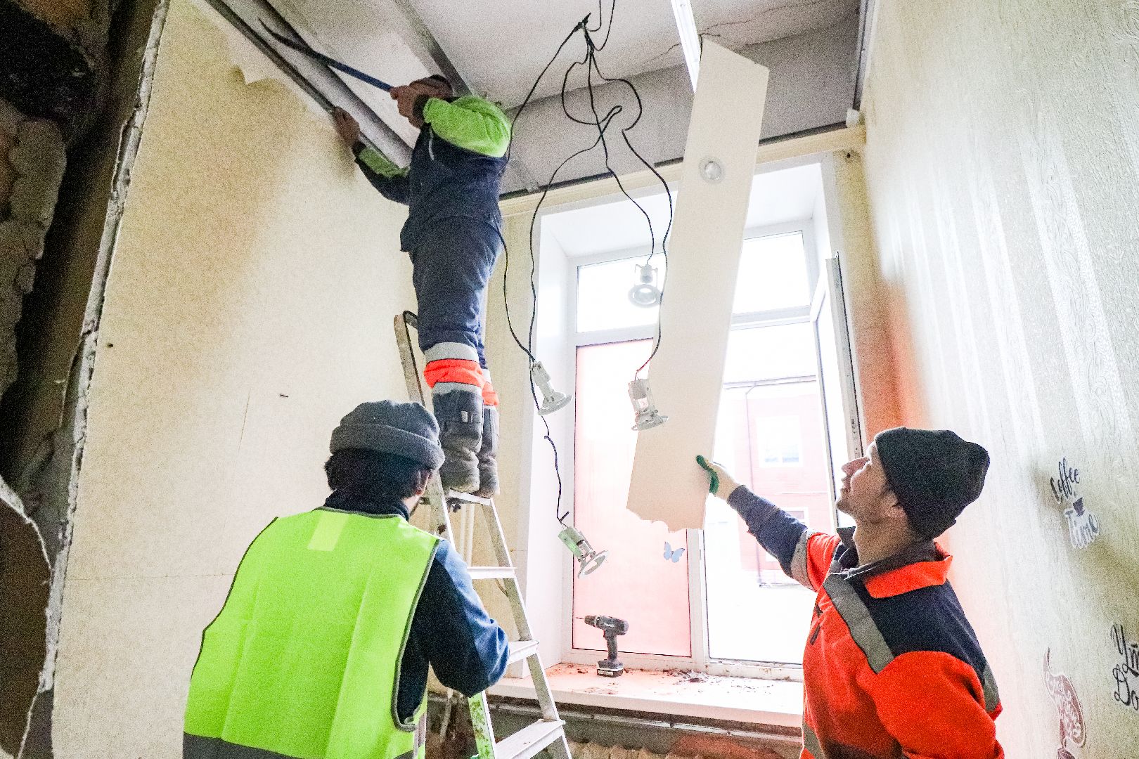 Клин, общество, строительство, ремонт школы, вертикалки,