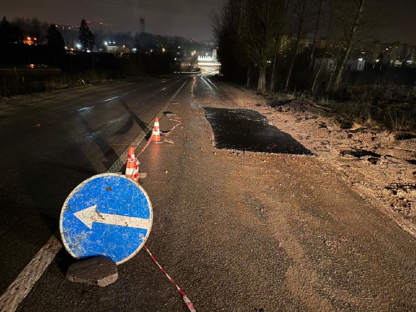 вертикалки, ремонт дороги, Власиха ямы на дороге, кохер для литого асфальта, литой асфальт,
