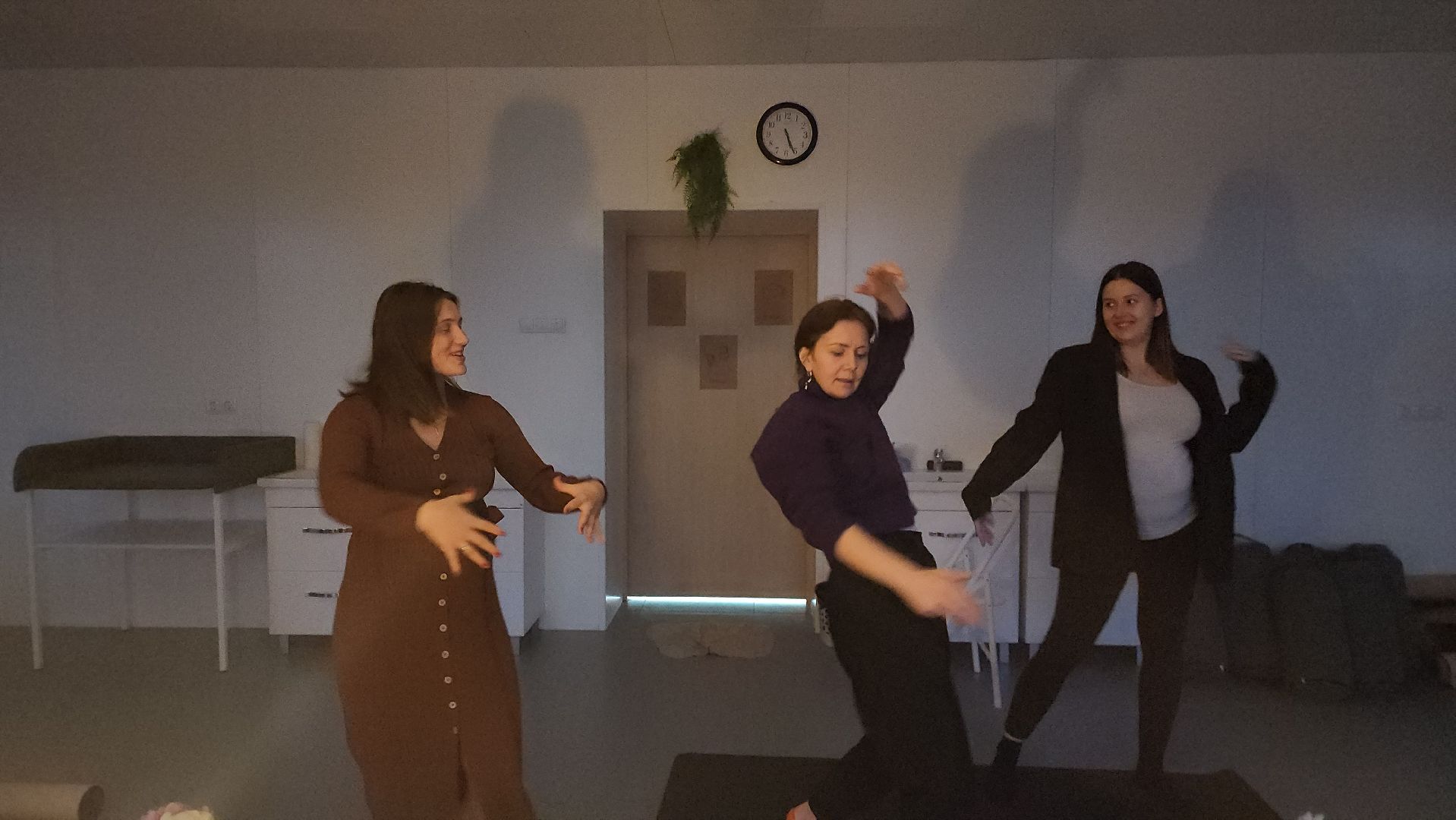 Танцы, Беременность, Истра, вертикалки,