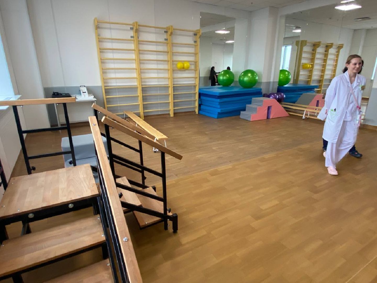 вертикалки, клиникарошаля, больницарошаля, реабилитация, детскаяреабилитация, реабилитациярошаля, детскийреабилитационныйцентр,