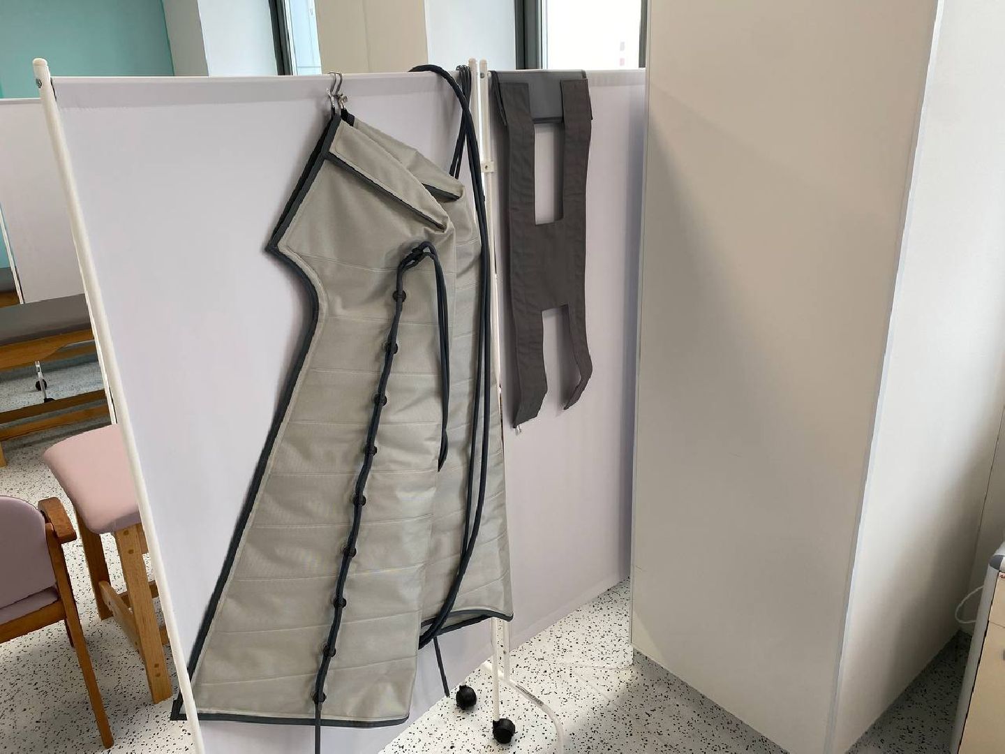 вертикалки, клиникарошаля, больницарошаля, реабилитация, детскаяреабилитация, реабилитациярошаля, детскийреабилитационныйцентр,