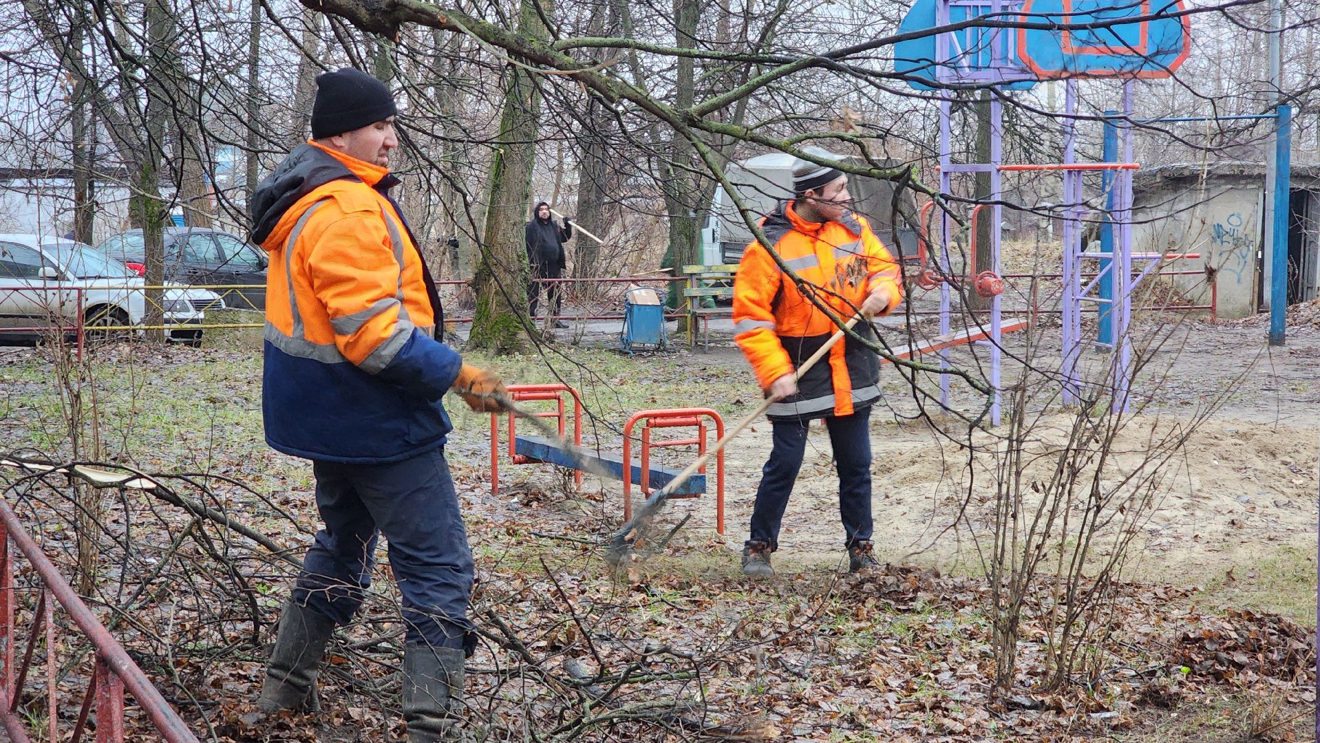 вертикалки, благоуствойство, субботник, уборка, дзержинский,