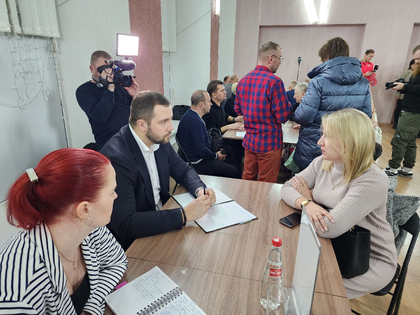 Чехов, село Шарапово, выездная администрация, деревня Дулово, подъездная дорога, центральная улица, дорожный ремонт, ямочный ремонт, глава округа михаил собакин, встреча с жителями, обращения жителей,