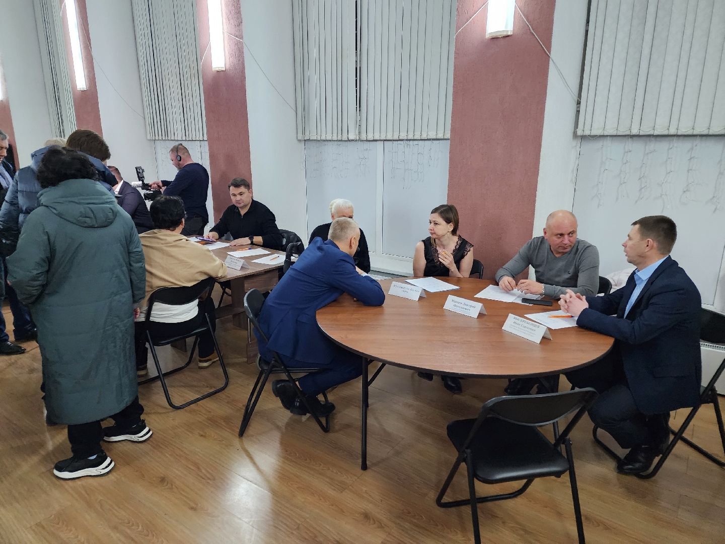 Чехов, село Шарапово, выездная администрация, деревня Дулово, подъездная дорога, центральная улица, дорожный ремонт, ямочный ремонт, глава округа михаил собакин, встреча с жителями, обращения жителей,