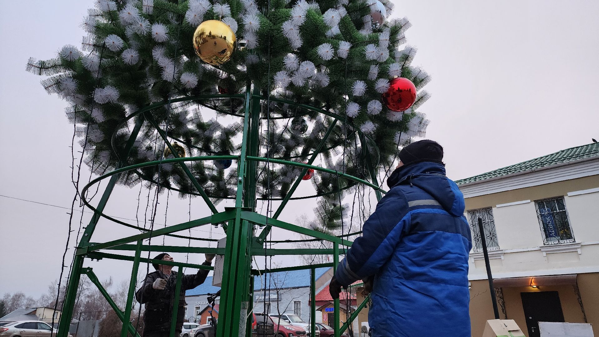 кашира, новогодняя елка, украшения, благоустройство, демонтаж, вертикалки,