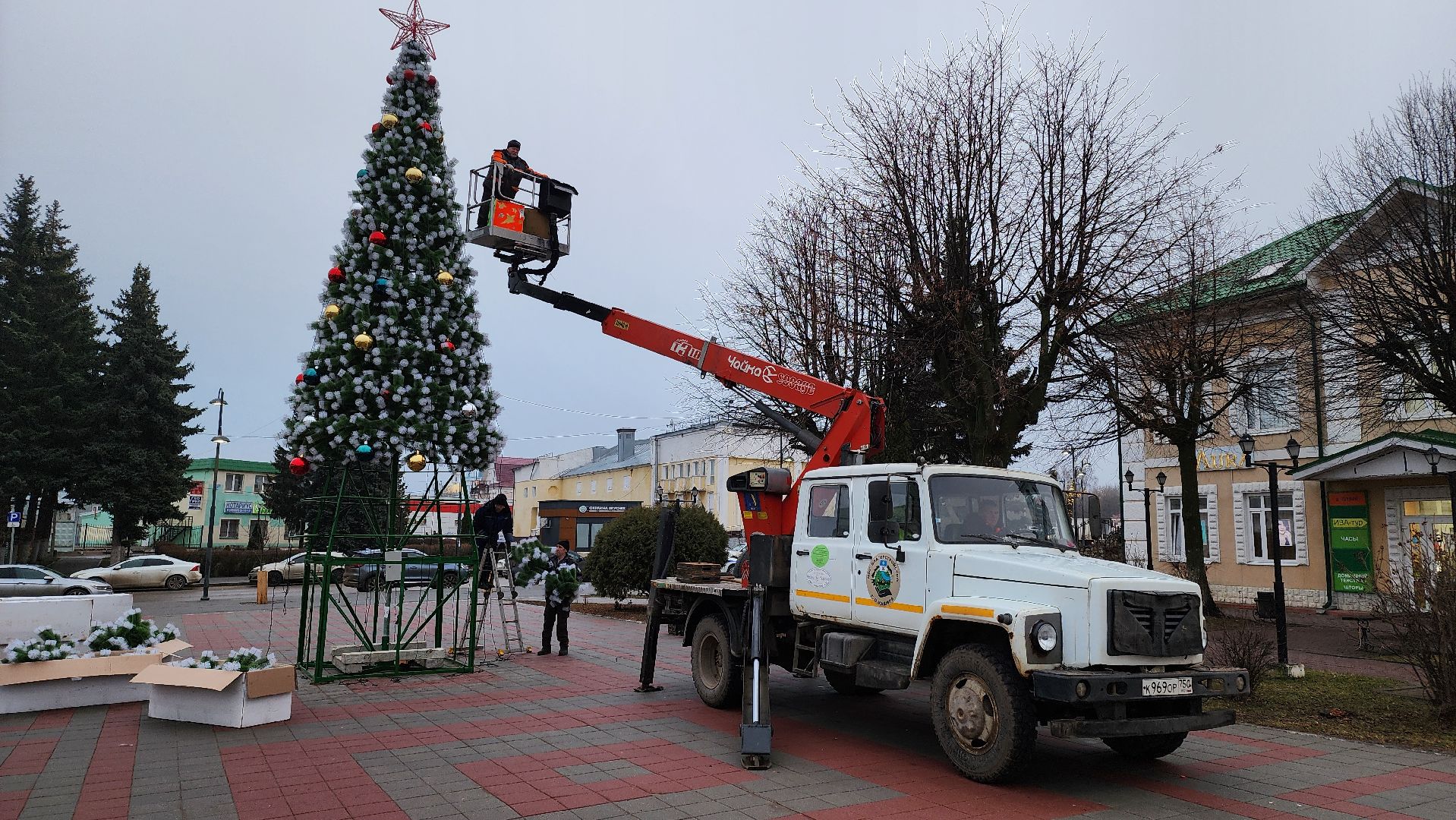 кашира, новогодняя елка, украшения, благоустройство, демонтаж, вертикалки,