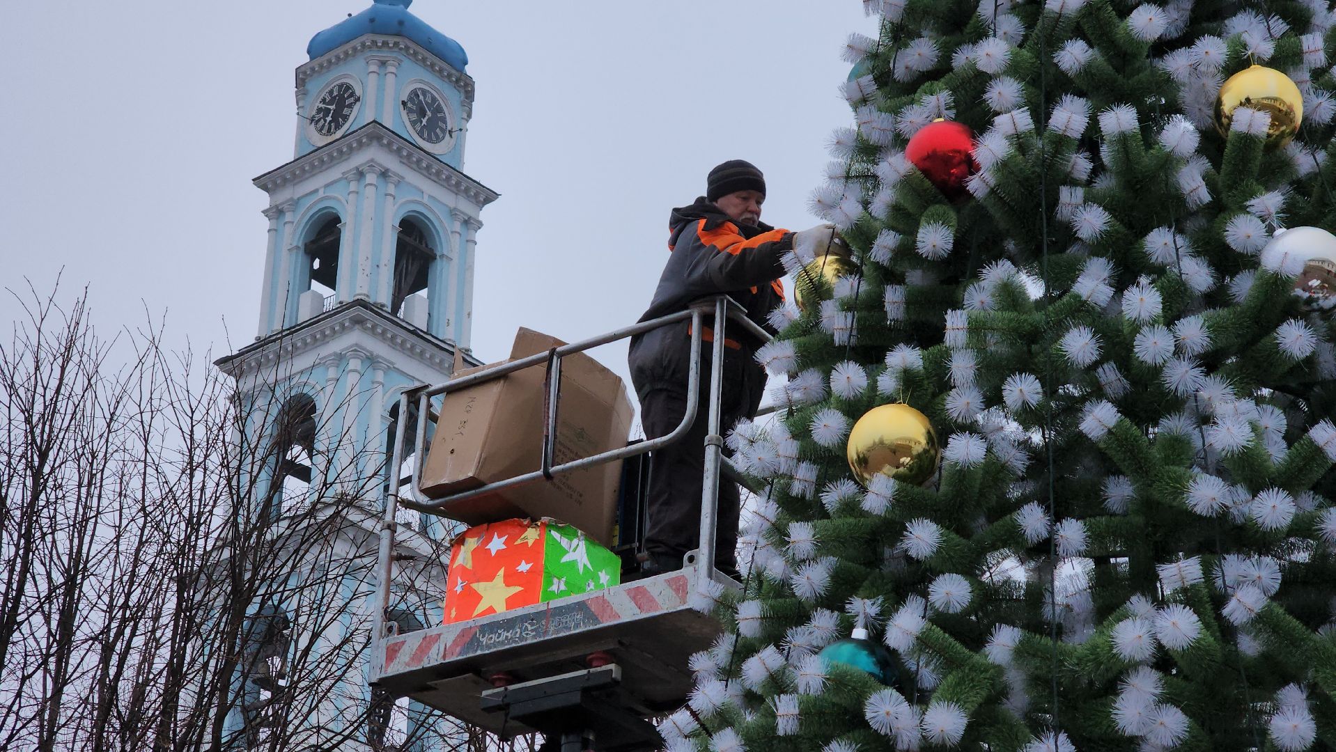 кашира, новогодняя елка, украшения, благоустройство, демонтаж, вертикалки,
