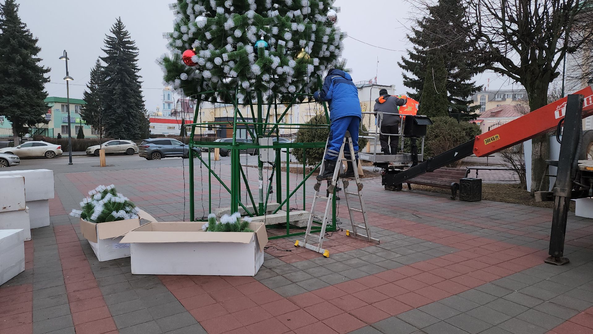 кашира, новогодняя елка, украшения, благоустройство, демонтаж, вертикалки,