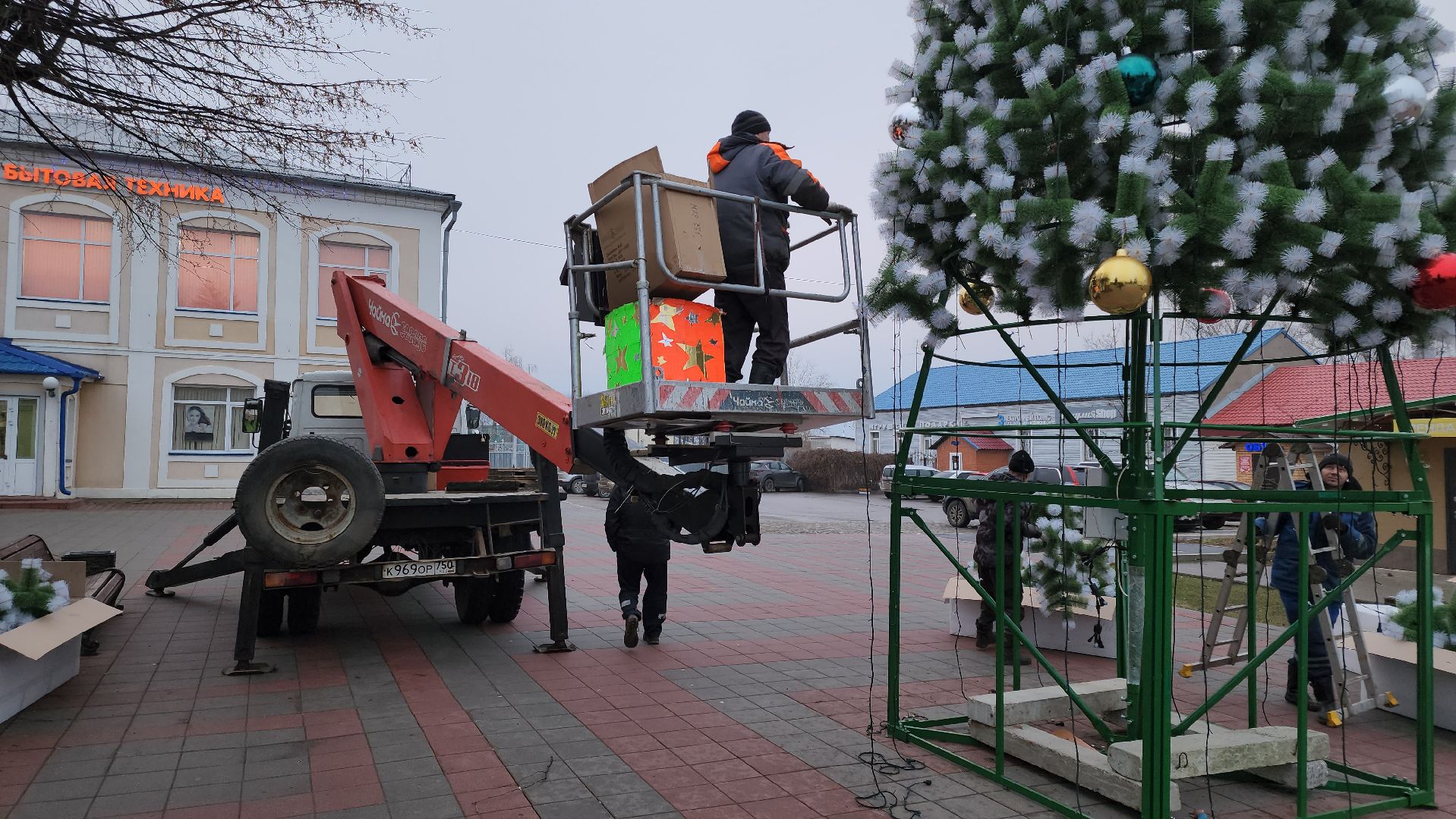 кашира, новогодняя елка, украшения, благоустройство, демонтаж, вертикалки,