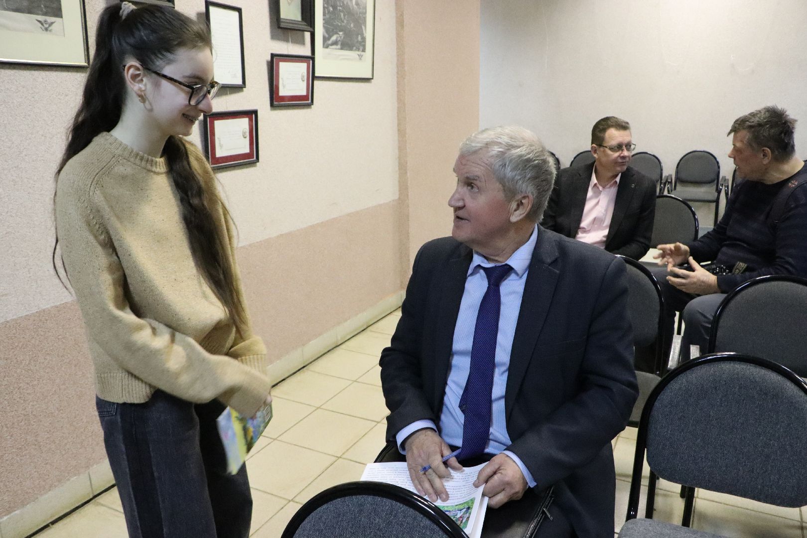 краевед алексей волков, серебряные пруды, центральная библиотека серебряных прудов, презентация книги, васятка, маршал чуйков, детство героя, вертикалка,