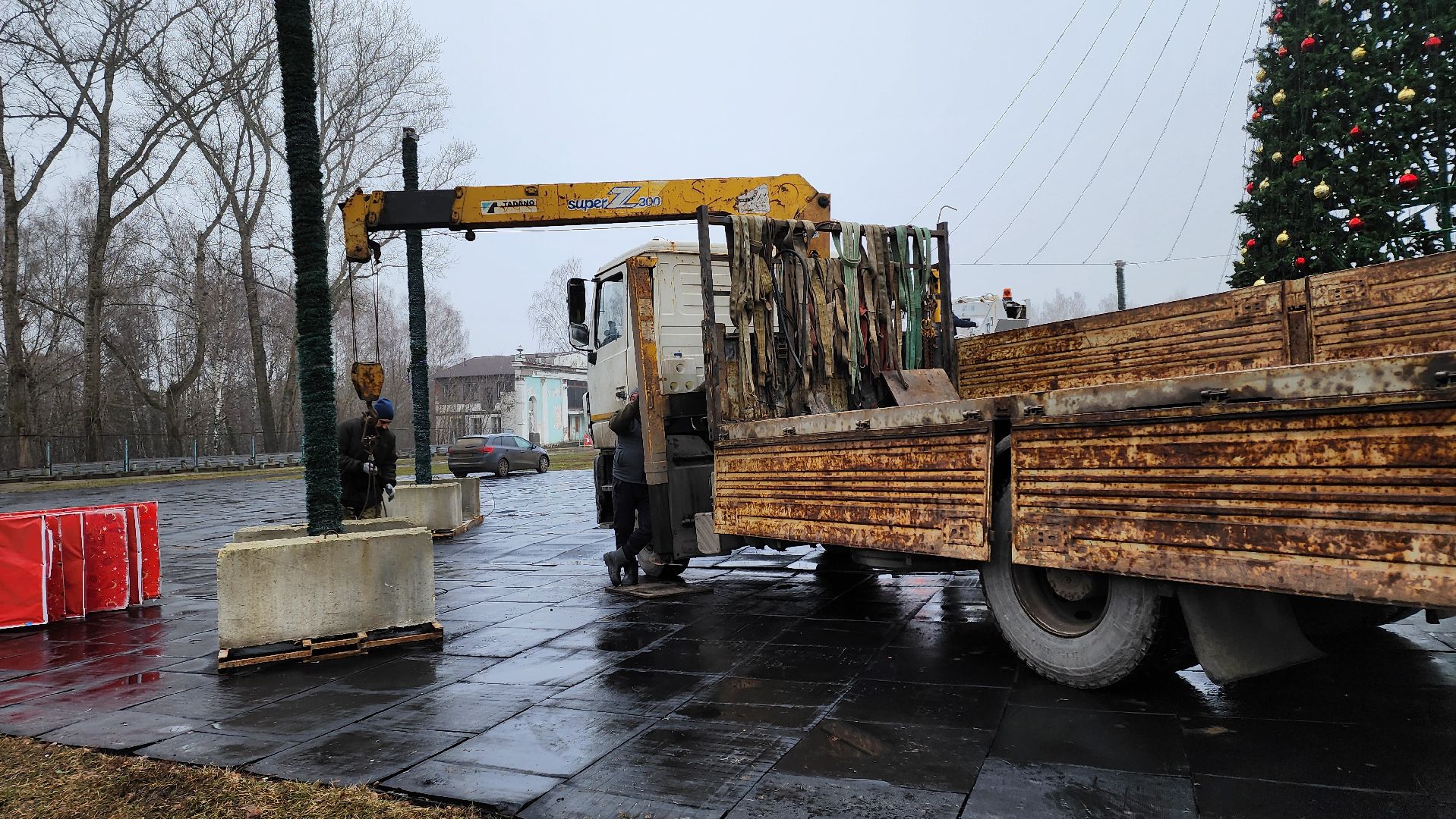 кашира, новогодняя елка, гирлянды, благоустройство, украшение к новому году, вертикалки,