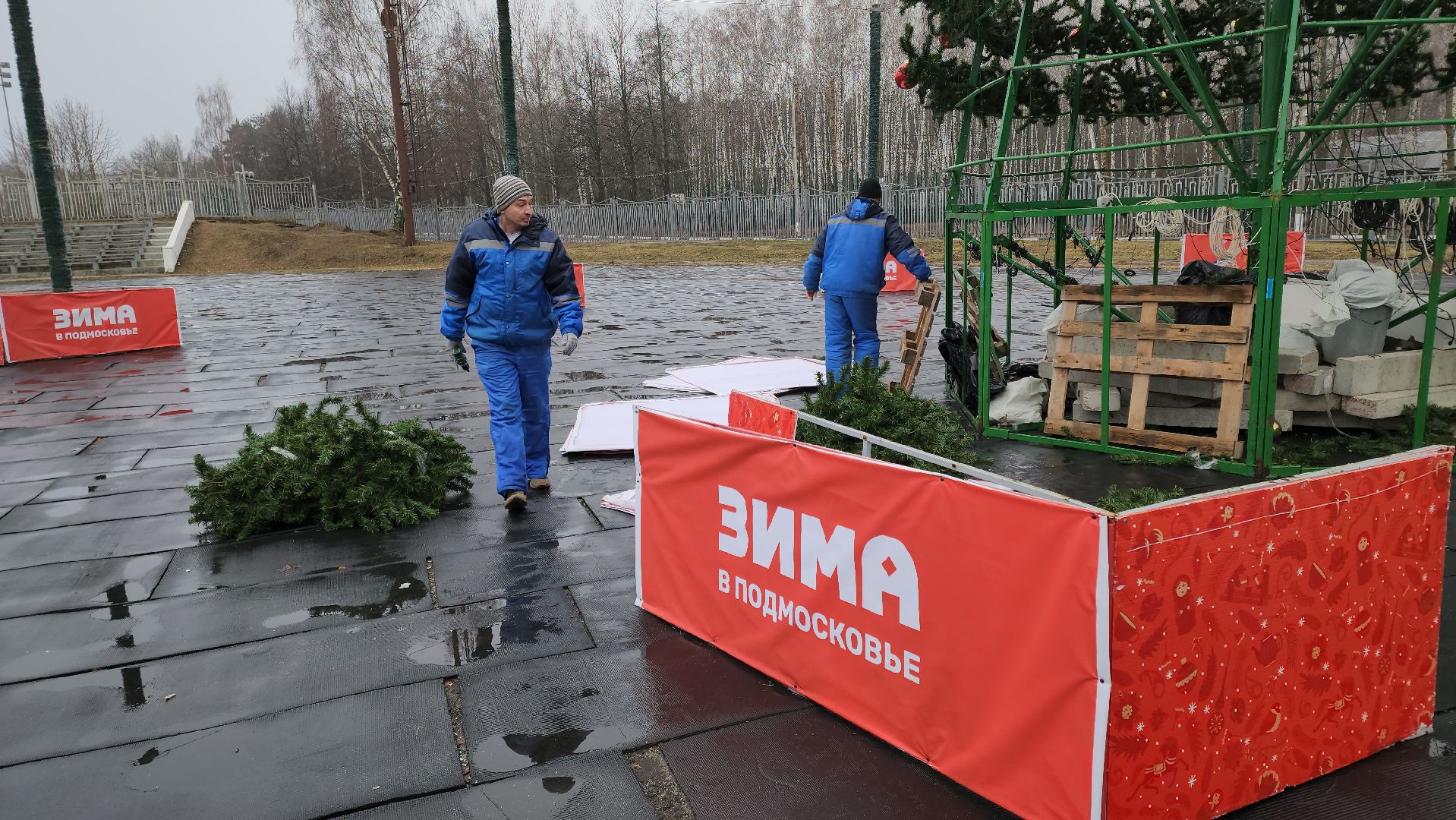 кашира, новогодняя елка, гирлянды, благоустройство, украшение к новому году, вертикалки,