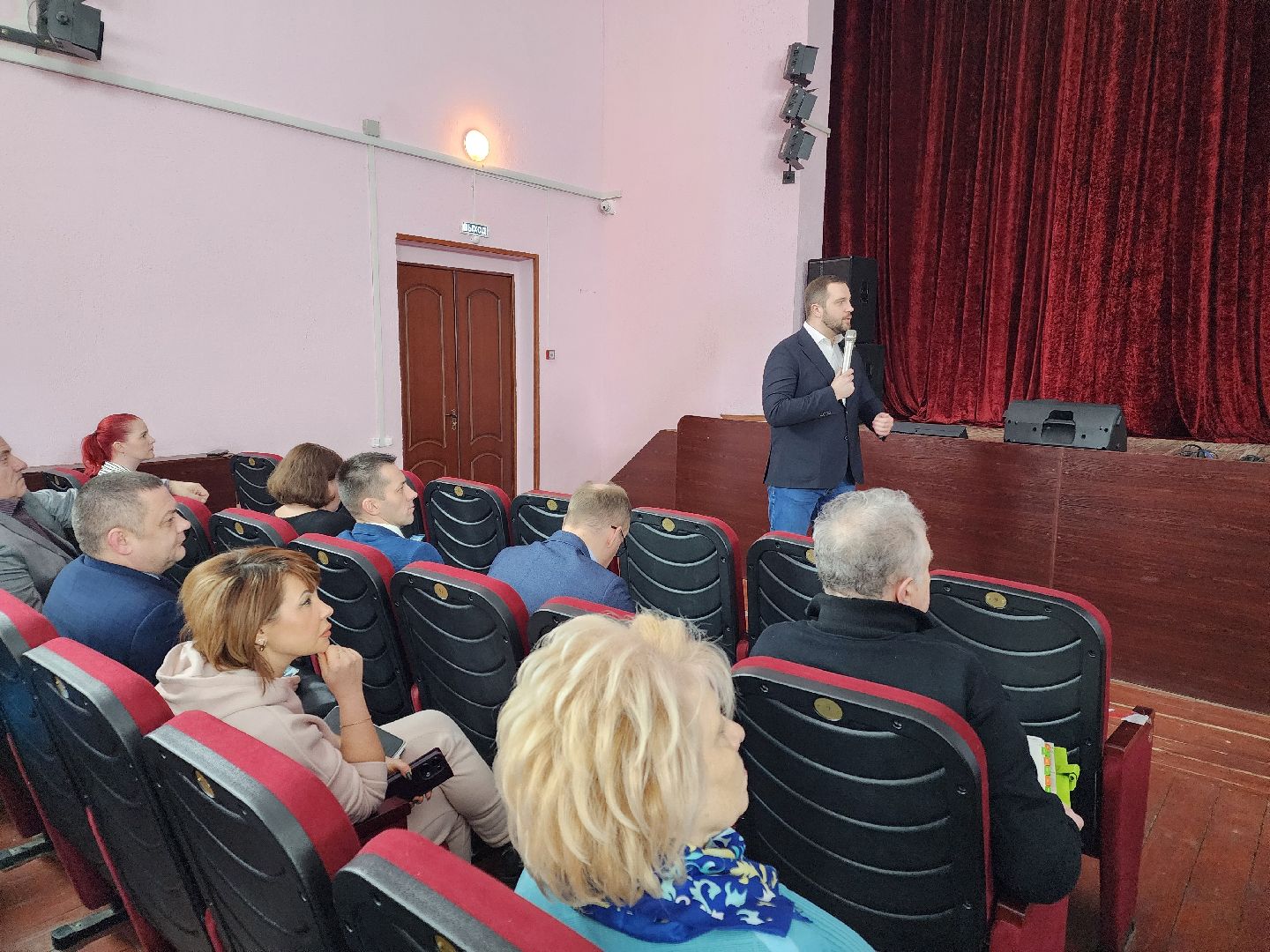 Чехов, село Шарапово, выездная администрация, встреча с жителями, планы на 2025 год, презентация, благоустройство, ЖКХ, экология, энергоснабжение, медицина,глава округа михаил собакин,