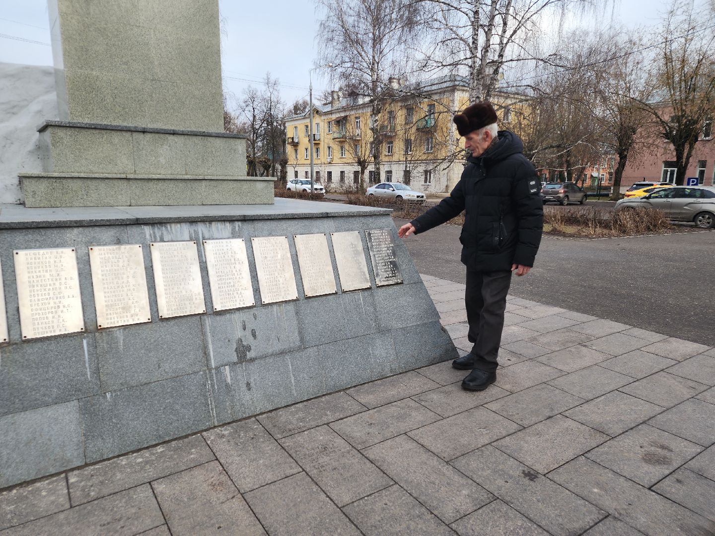 вертикалки, ремонт памятника вов, орехово зуево, память,