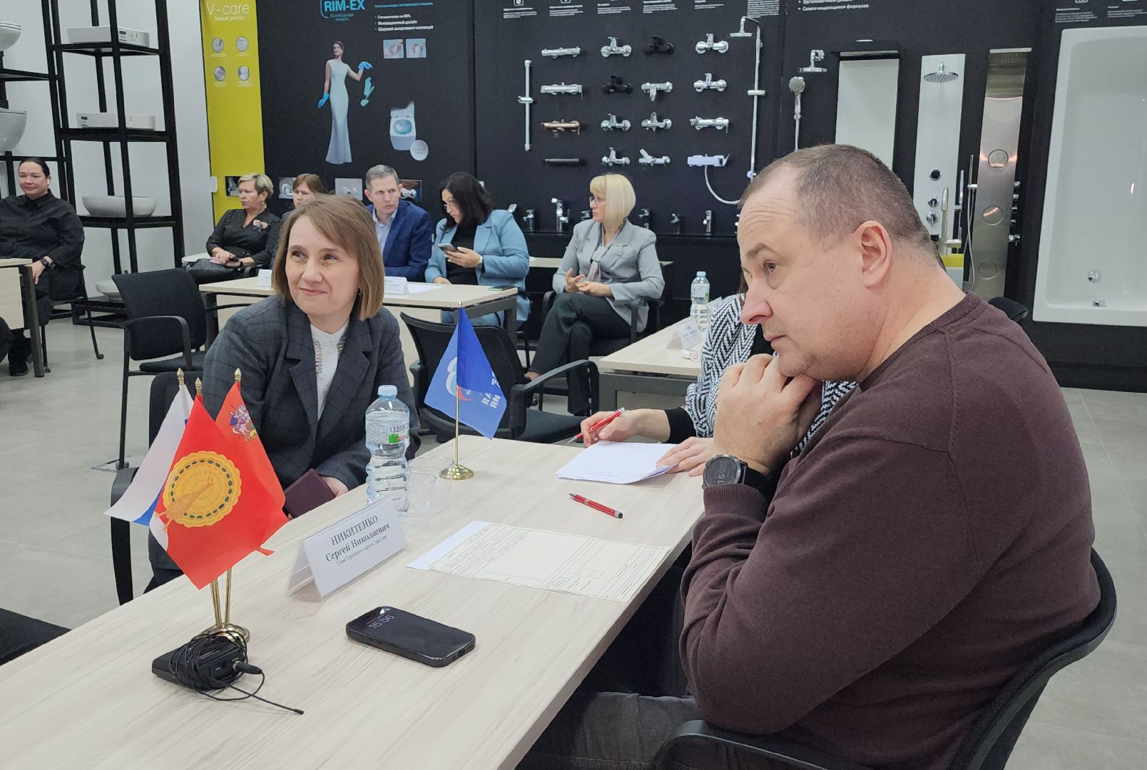 серпухов, витра плитка, витра сантехника, пассажирский автобус, транспорт, микрорайон лесная,