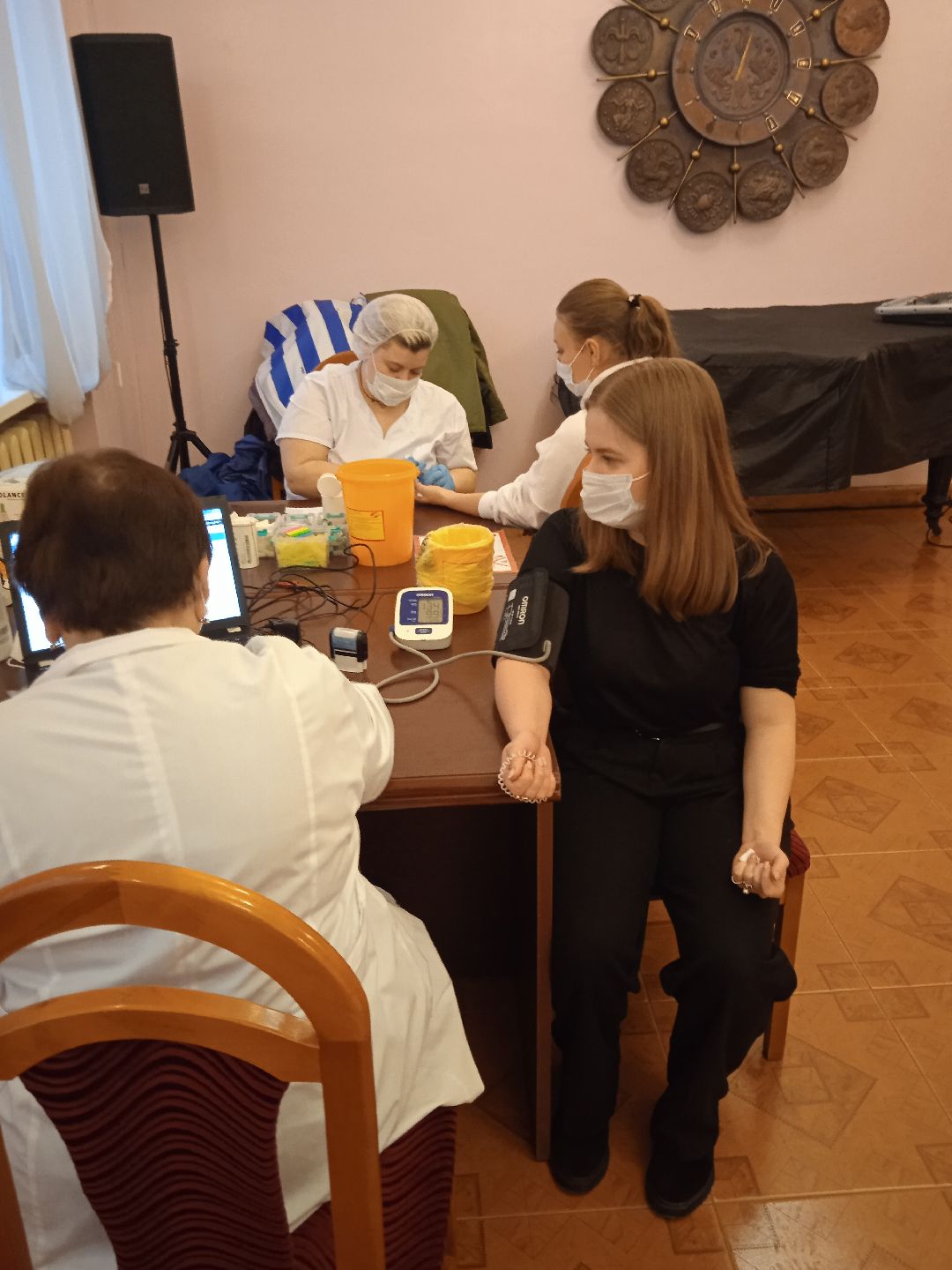 Жуковский, общество