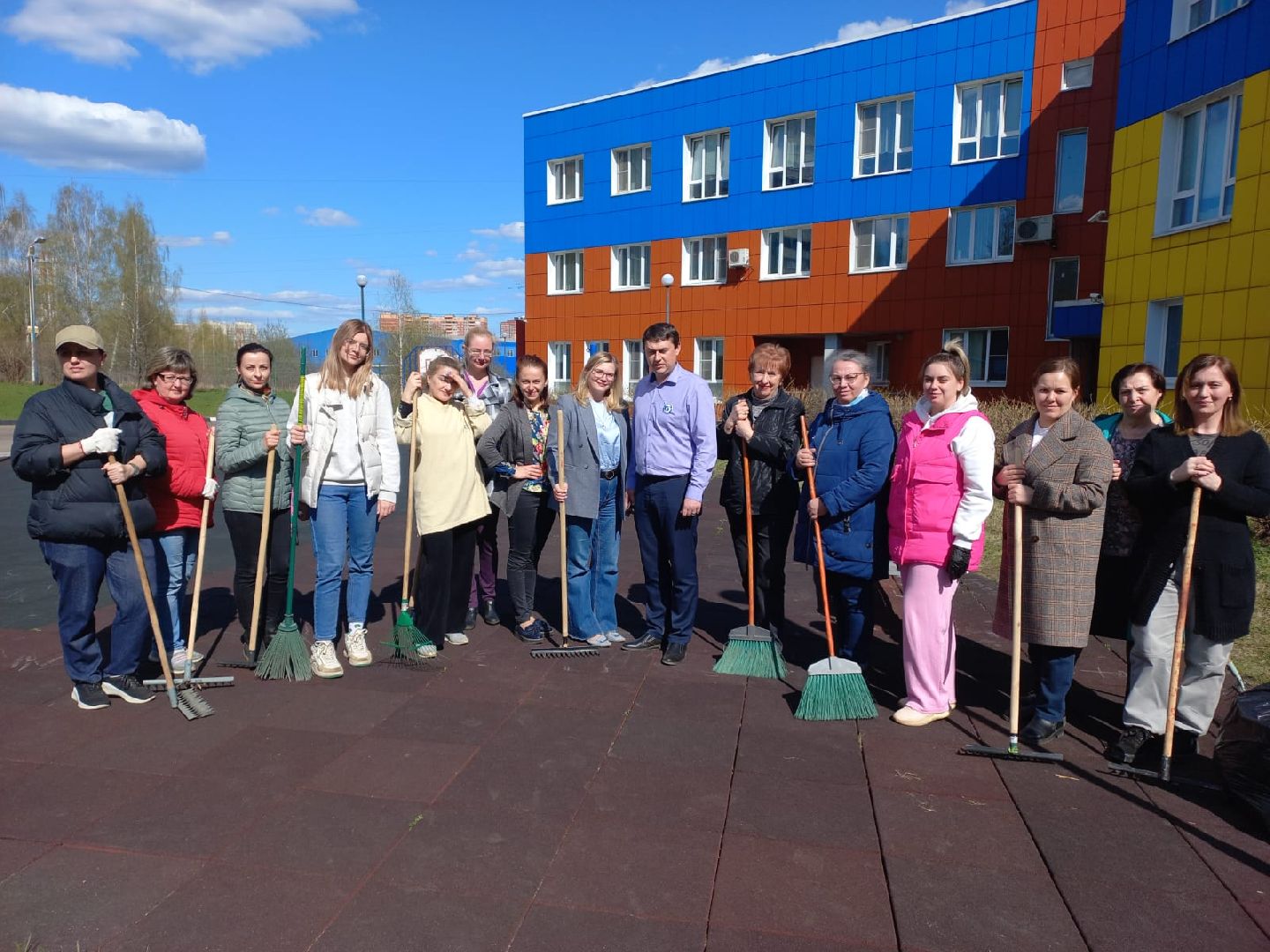 Подмосковье, Ивантеевка, образование, субботник