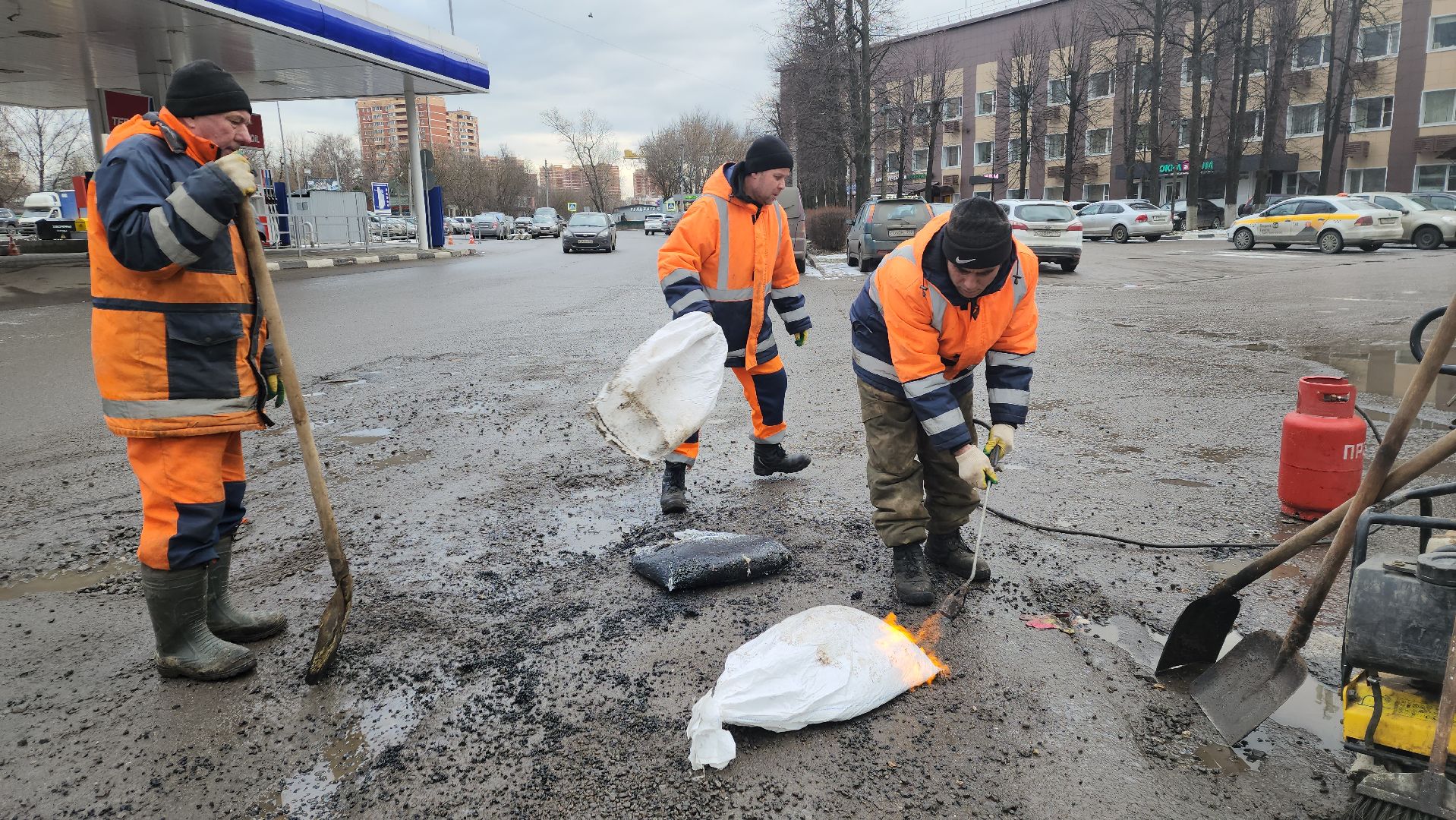 вертикалки, ивантеевка, ямочный ремонт, дорожное покрытие, асфальтирование, коммунальные службы,