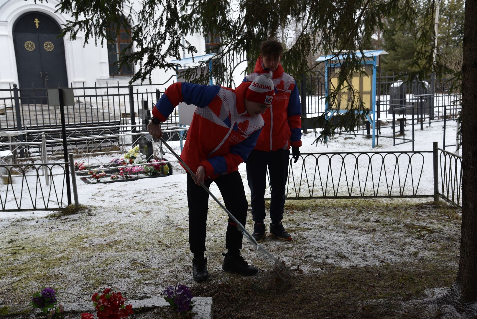 лотошино, волонтеры, волонтеры подмосковья, братская могила, великая отечественная война, вертикалка,