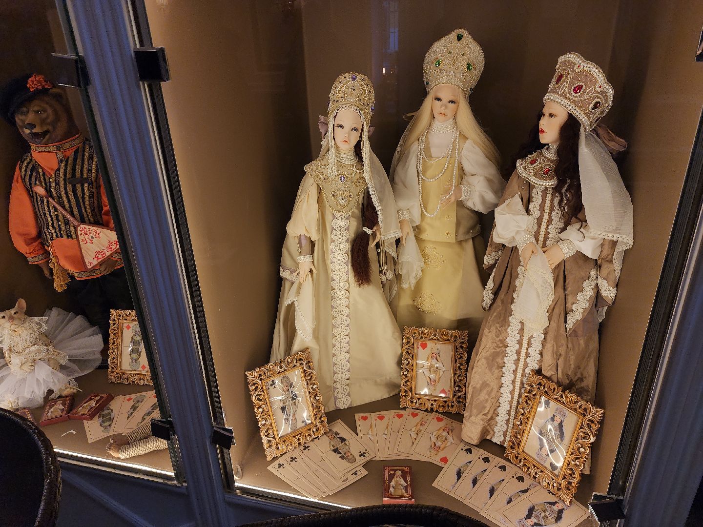 Серпухов, подмосковье, музей кукол и дом мороженого,