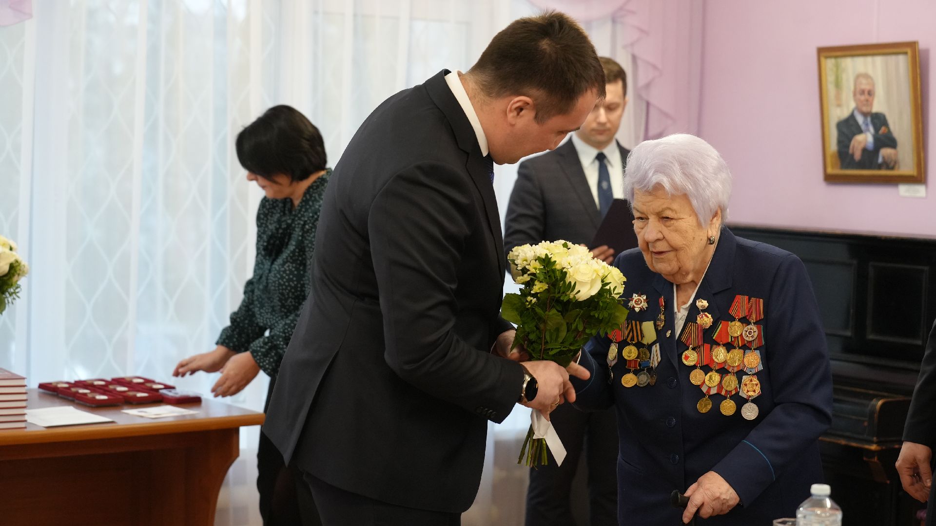 ветераны вов, медаль 80 лет победы, вертикалки,
