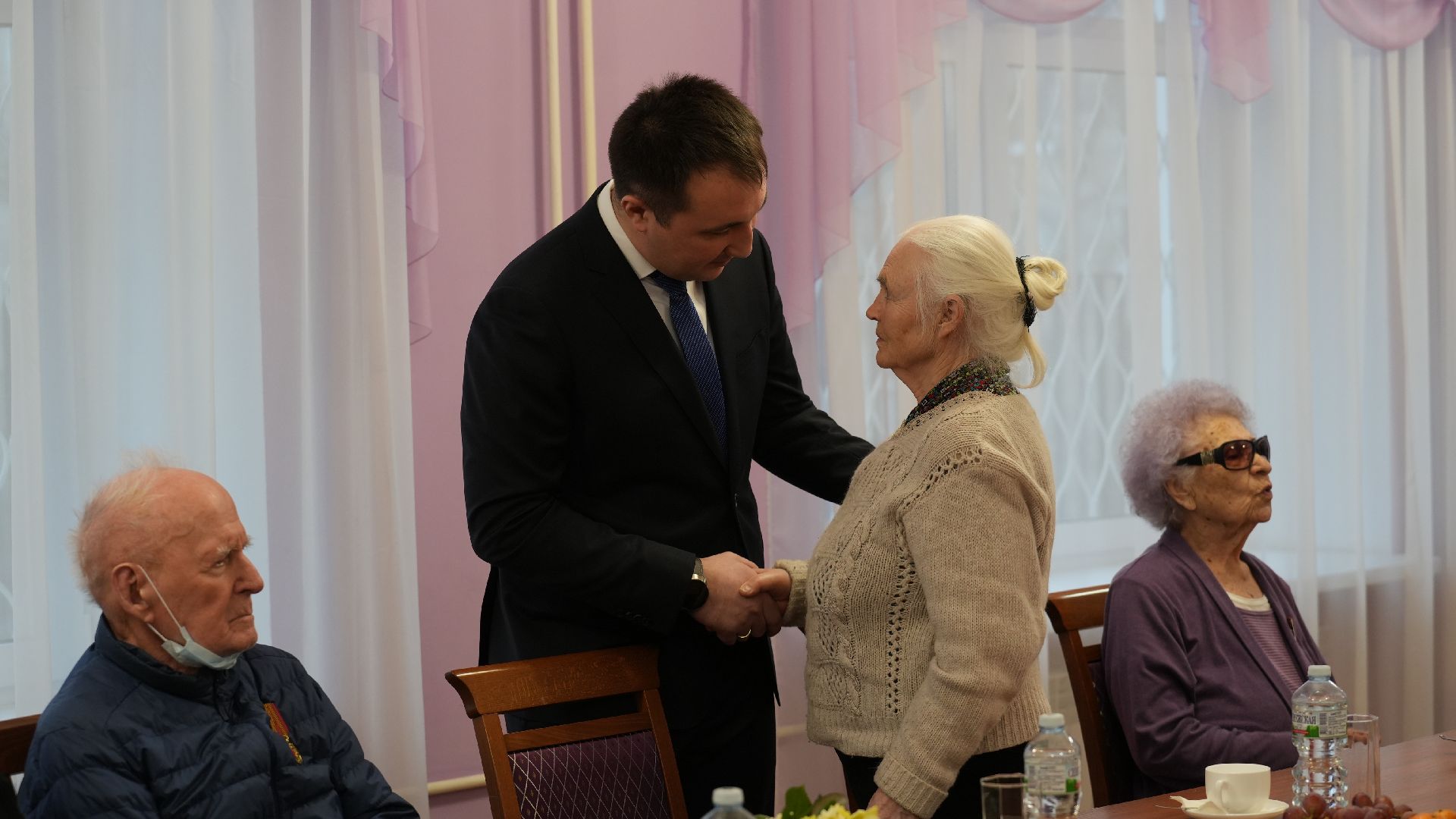 ветераны вов, медаль 80 лет победы, вертикалки,