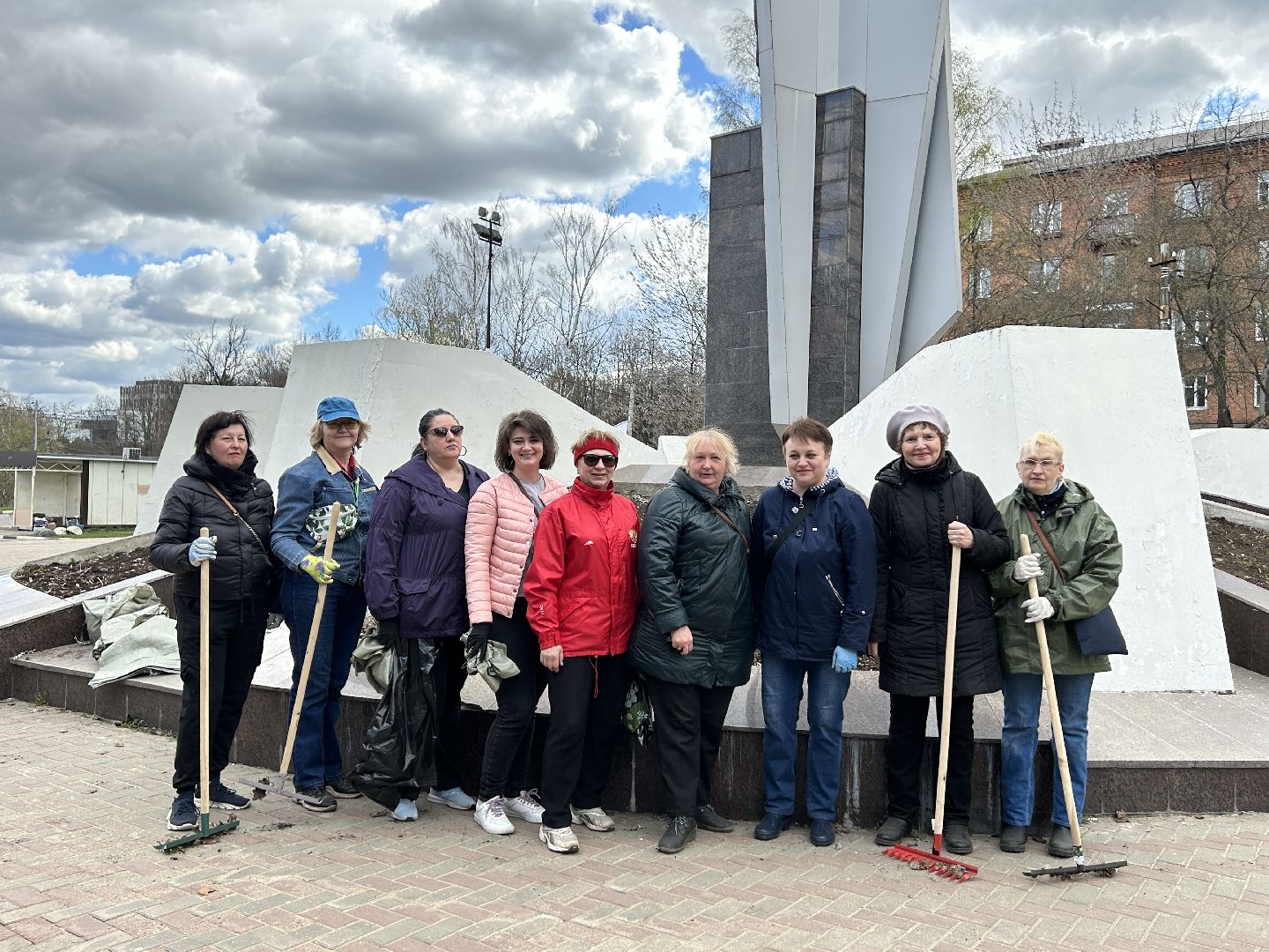 Субботник, благоустройство, Фрязино, библиотеки