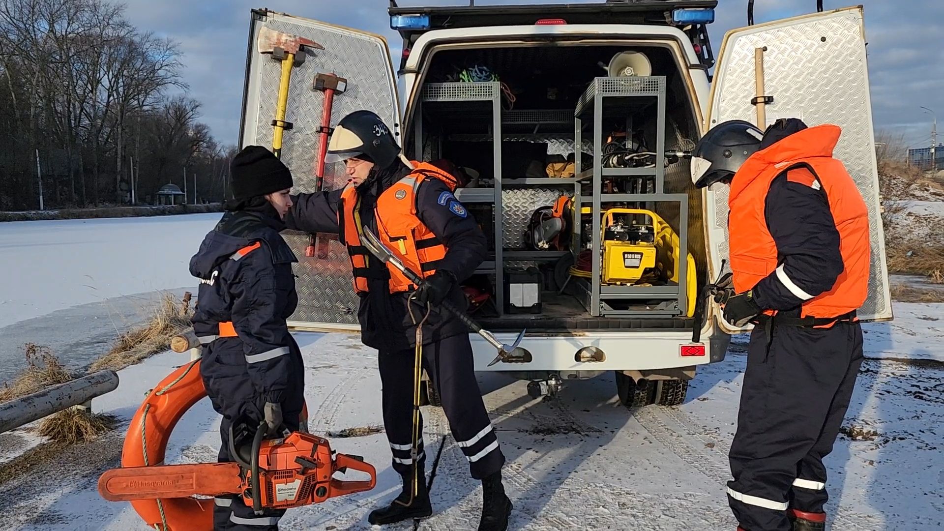 вертикалки, Бронницы, Мособлпожспас, Операция тонкий лед, Спасатели на водоемах Бронниц,