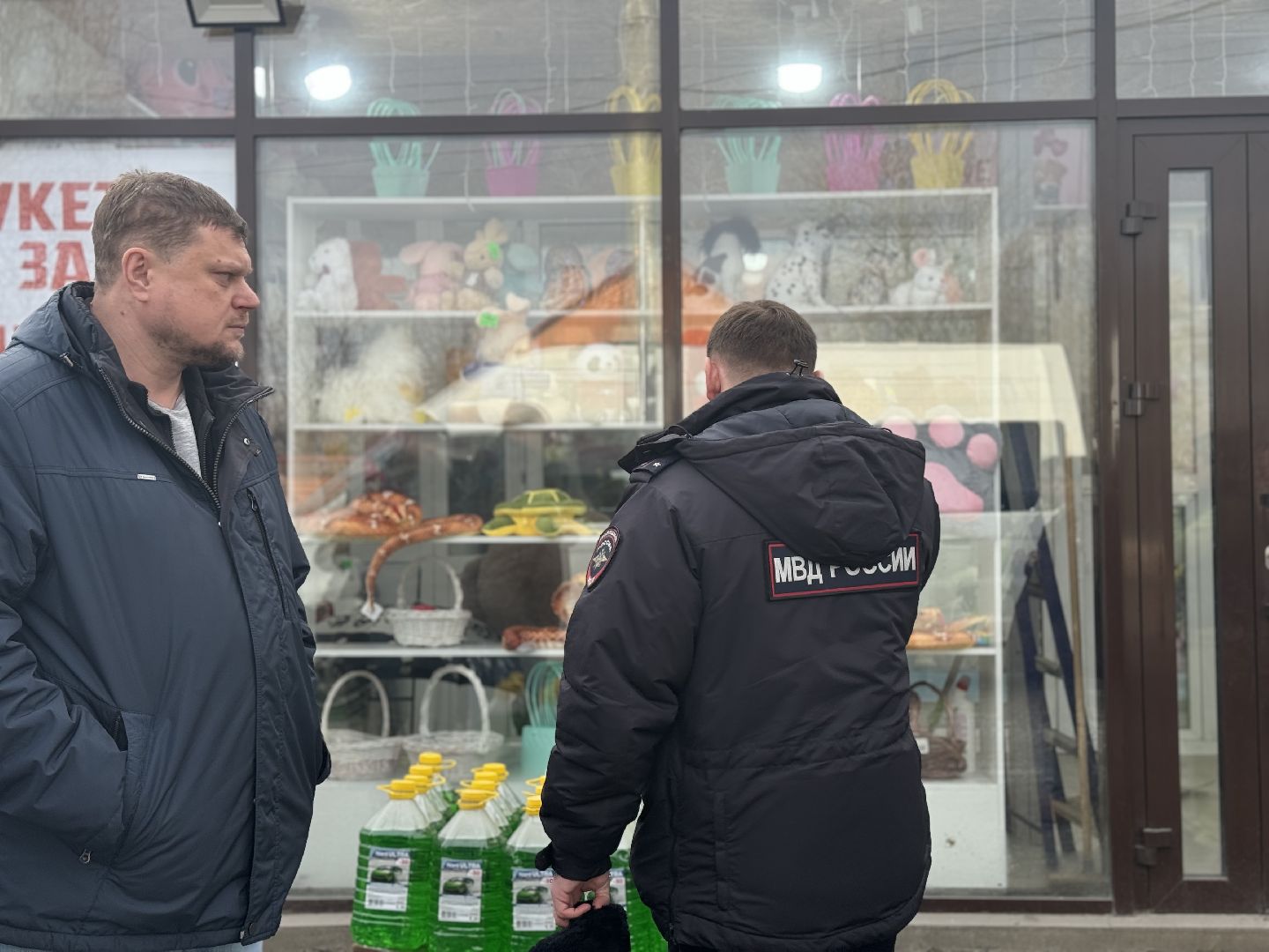 рейд по мигрантам, торговые объекты, полиция, ленинский городской округ,