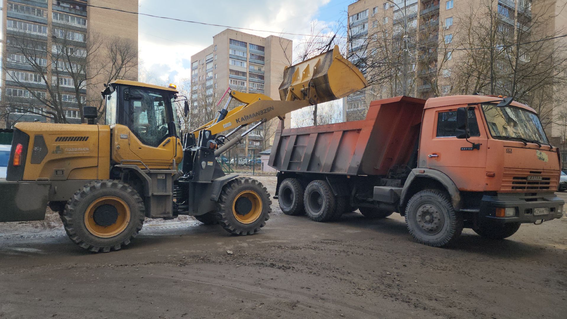 Подольск, Ук подольск, опиловка деревьев, уборка веток, вертикалки,