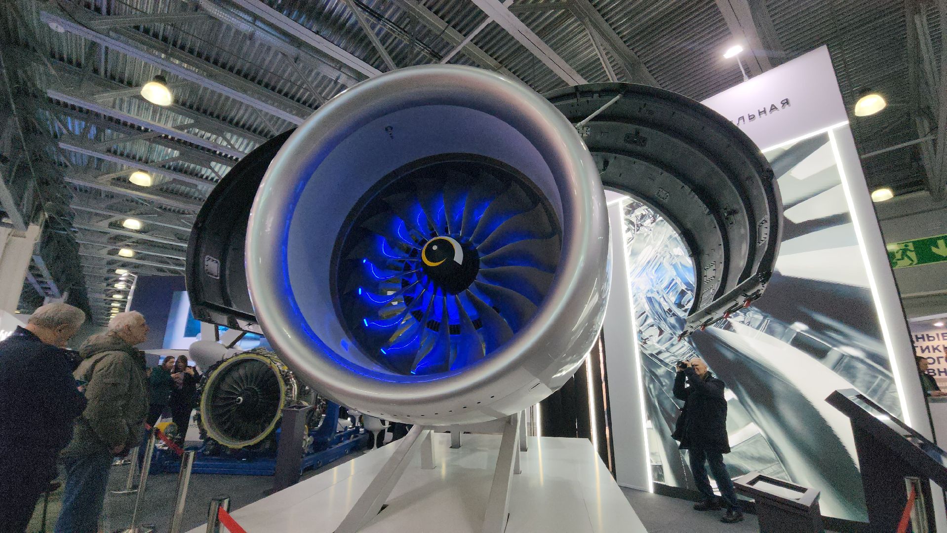 вертикалки, крокус экспо, ниас, выставка, авиация,