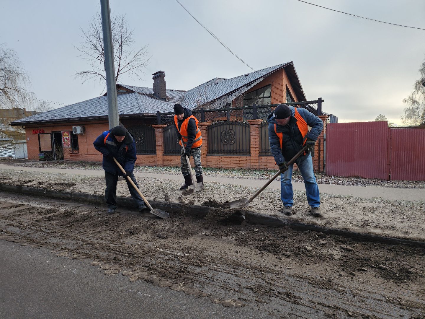 серпухов, подмосковье, уборка дороги,