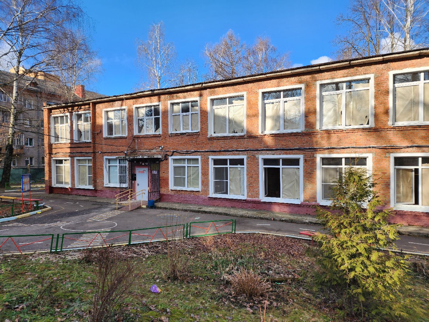 Чехов, улица Ильича, бывший детский сад 4, дошкольное отделение гимназии 4, капитальный ремонт, капремонт, реконструкция, демонтажные работы, полы стены потолки, обновление, госпрограмма московской области, вертикалки,