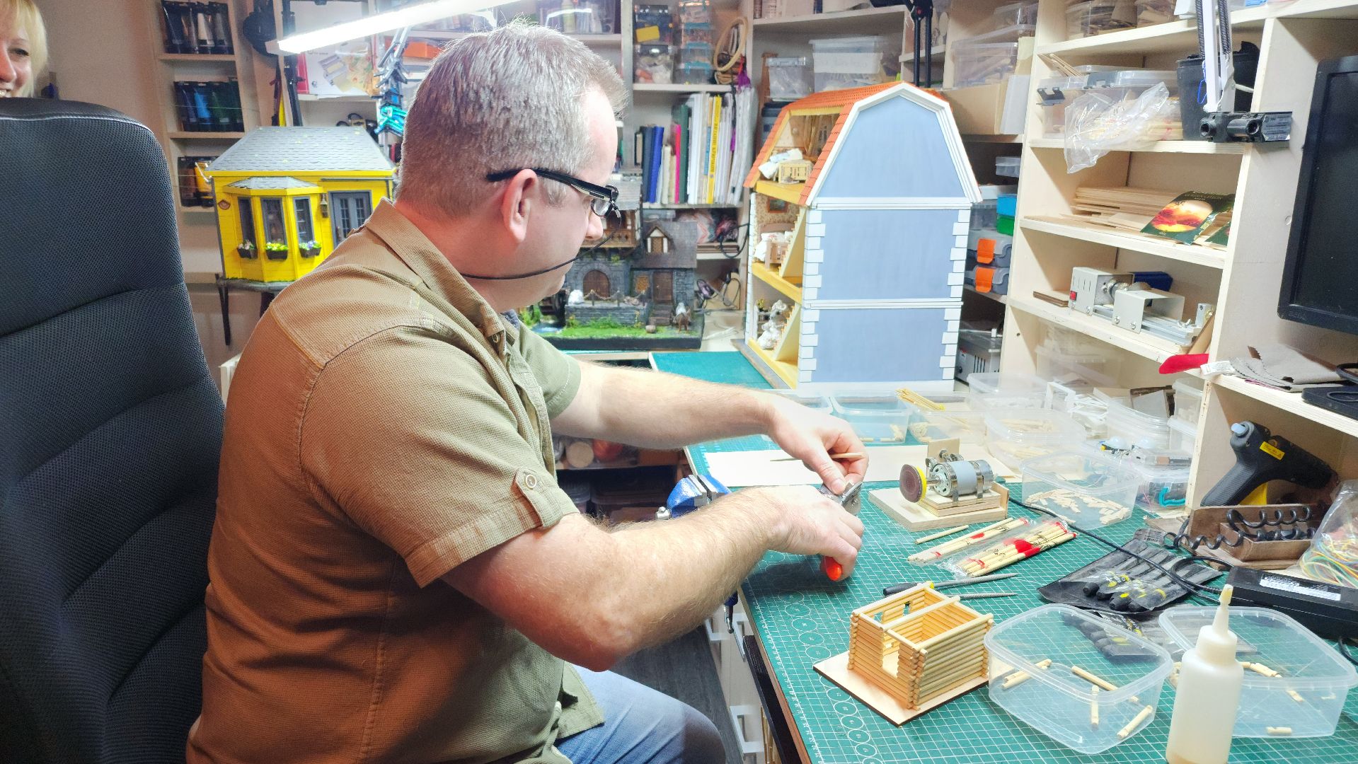 хобби, волоколамск, домики для кукол, супруги,