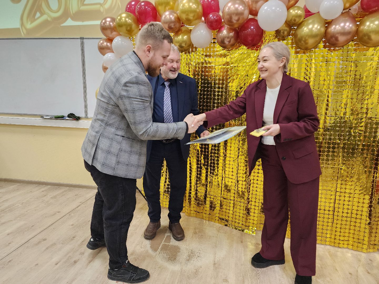 фрязино, выпускники, университет, вручение дипломов, вертикалки,