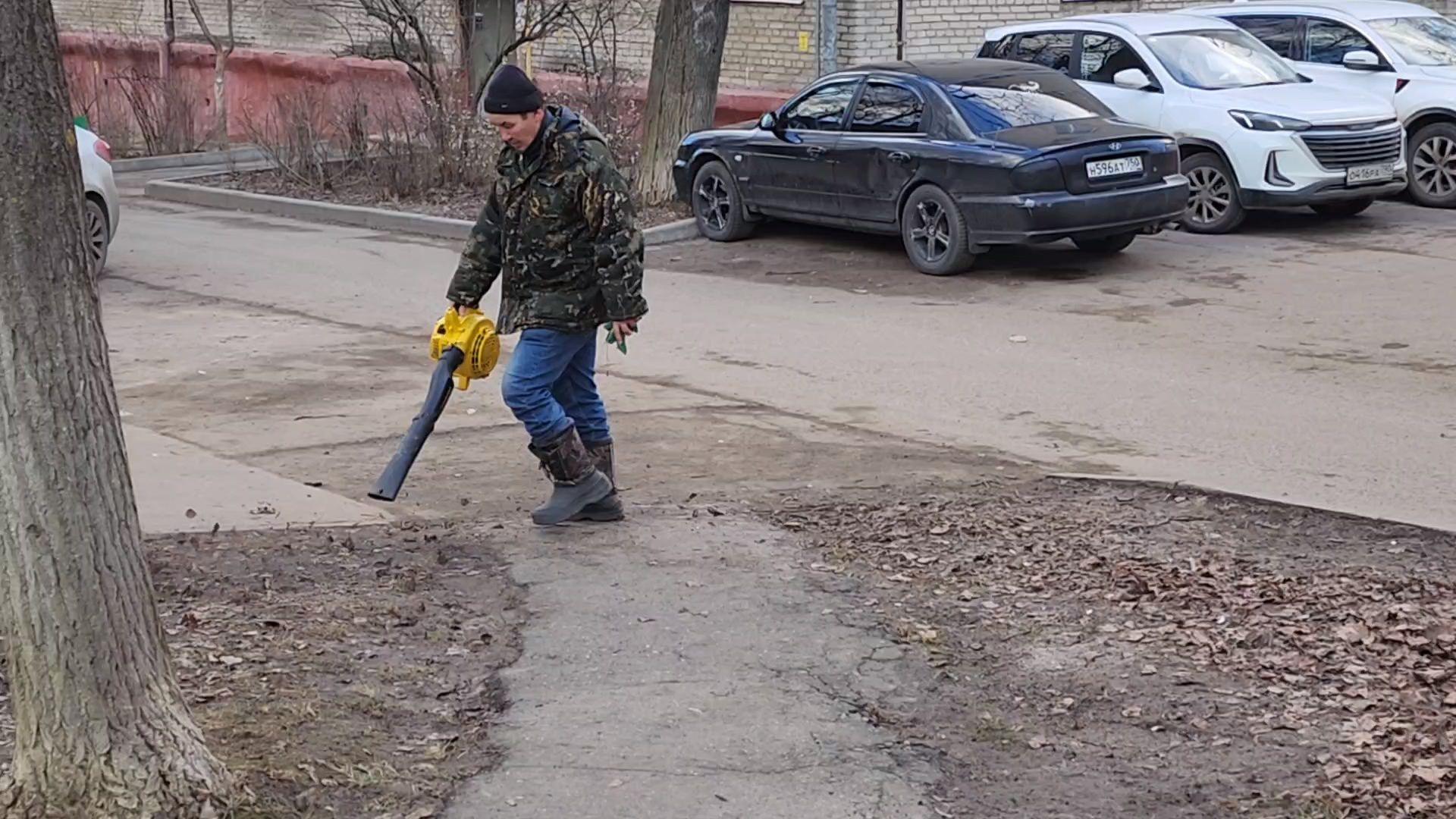 Чехов, улица Ильича, детская площадка, пешеходные дорожки, уборка, очистка, содержание, мбу чеховское благоустройство, вертикалки,