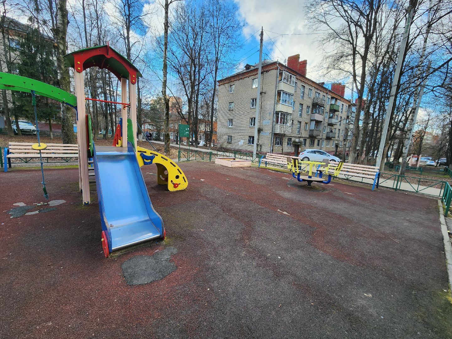 Чехов, улица Ильича, детская площадка, пешеходные дорожки, уборка, очистка, содержание, мбу чеховское благоустройство, вертикалки,