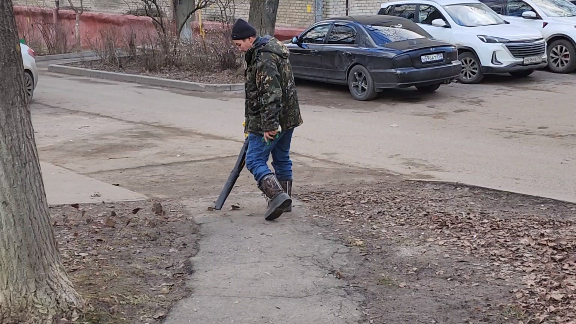 Чехов, улица Ильича, детская площадка, пешеходные дорожки, уборка, очистка, содержание, мбу чеховское благоустройство, вертикалки,