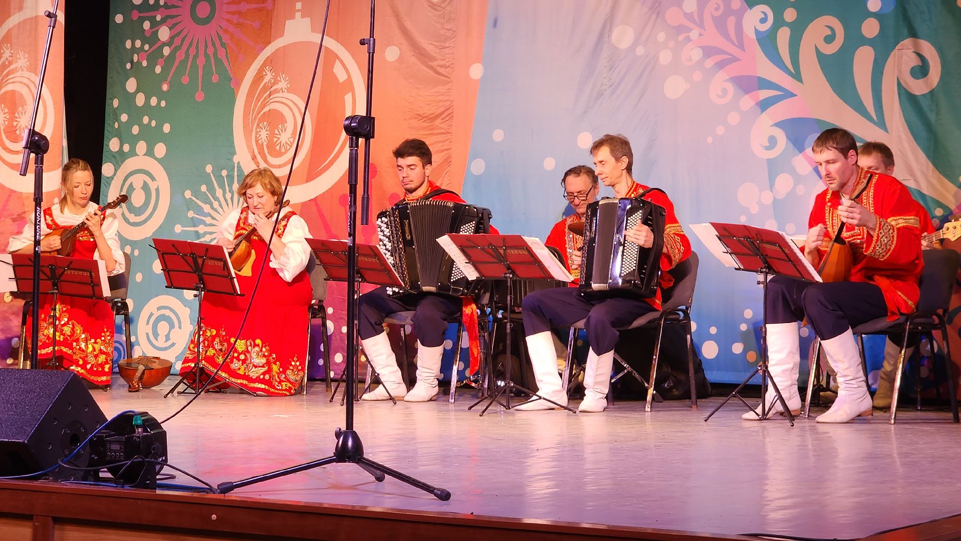 вертикалки, пушкино, концерт, русские народные песни, зима, народные инструменты, хор,