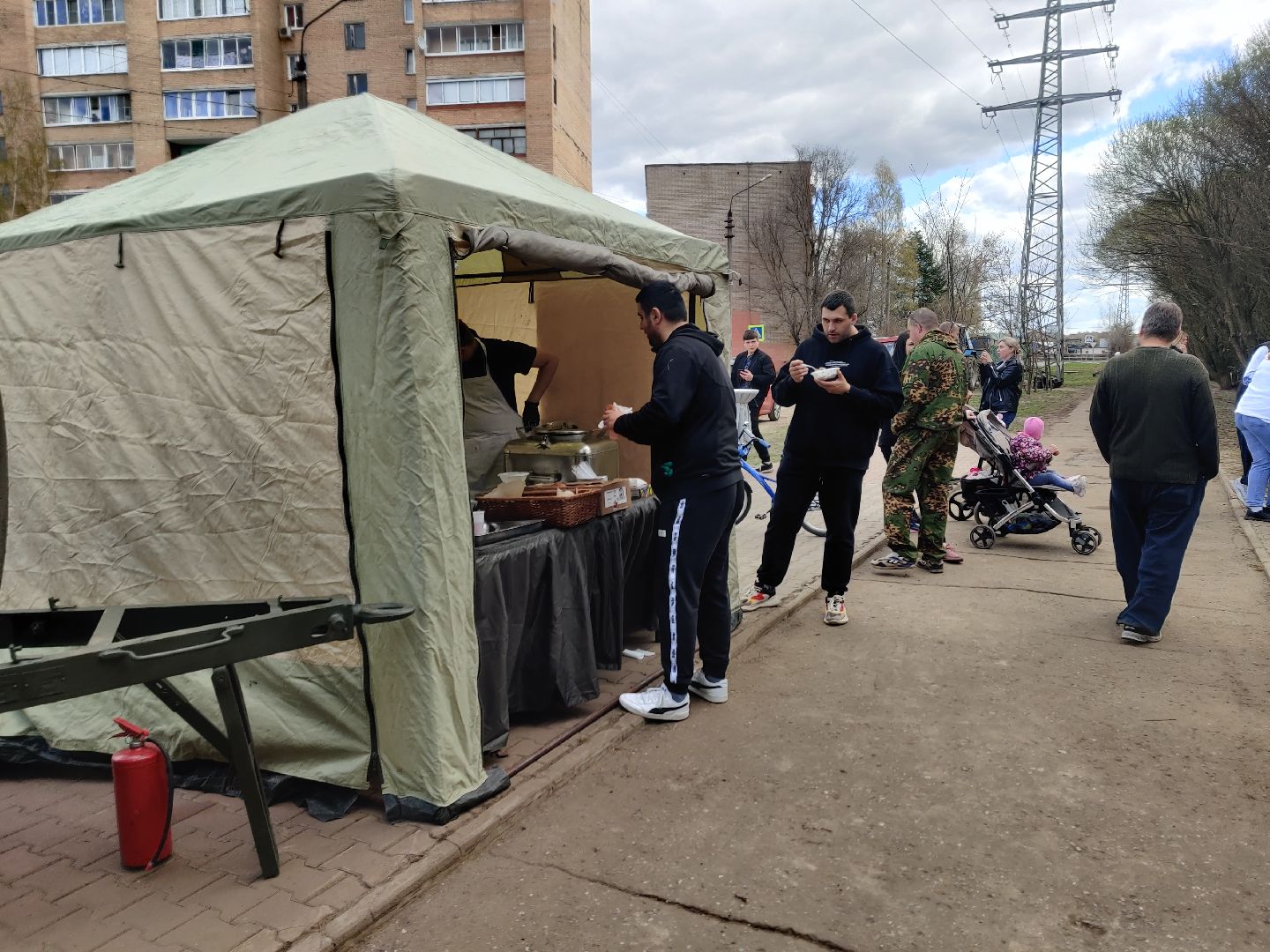 Красноармейск, Пушкинский, субботник, полевая кухня