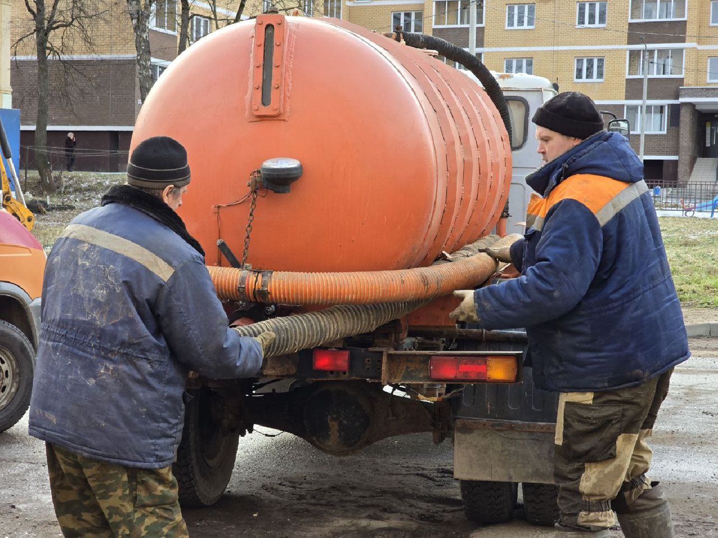 можайск, можайский муниципальный округ, подмосковье, жкх, замена теплотрассы, ао фплк, ресурсоснабжающая организация, вертикалки,